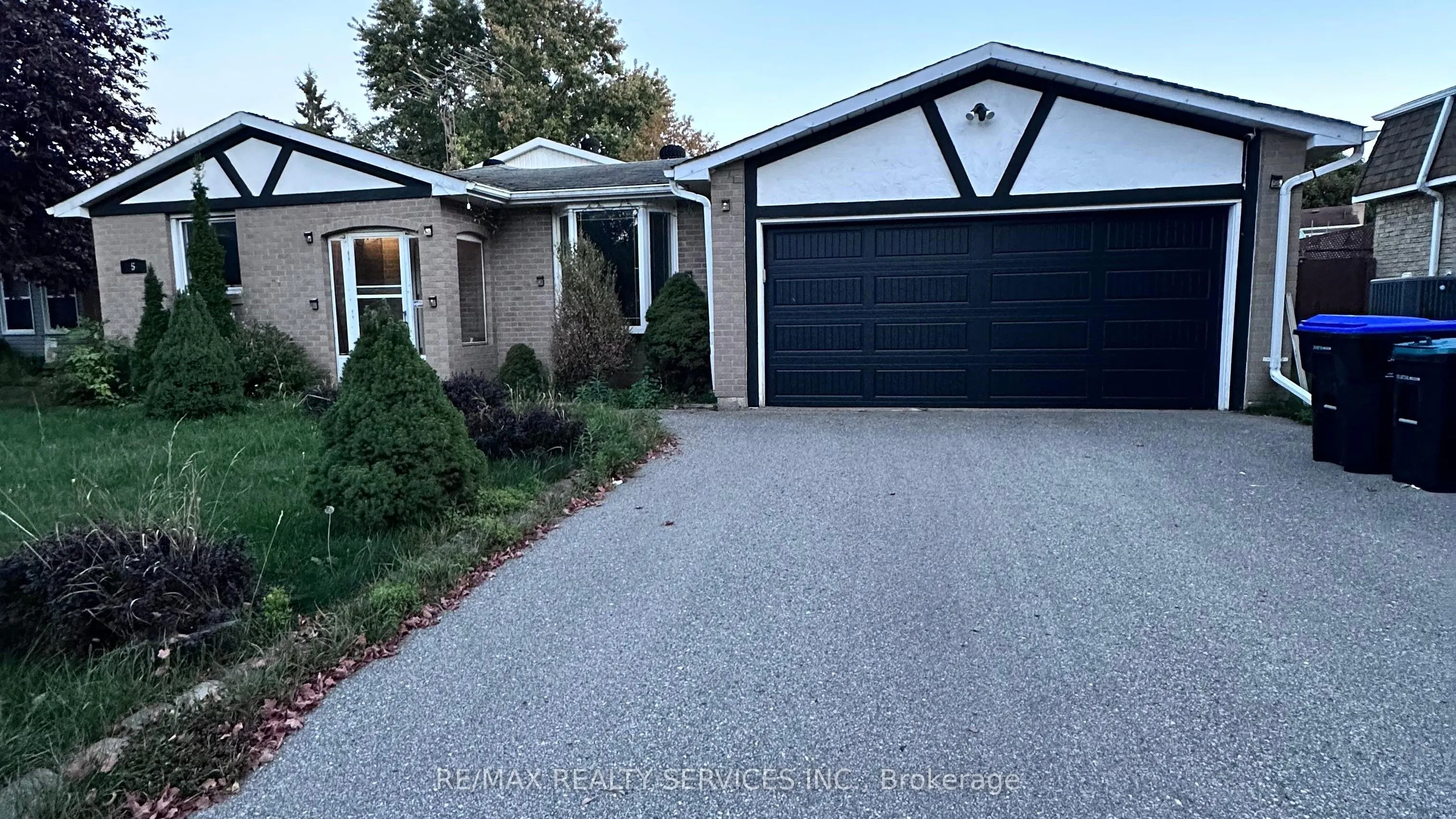 5 Hammond Crescent