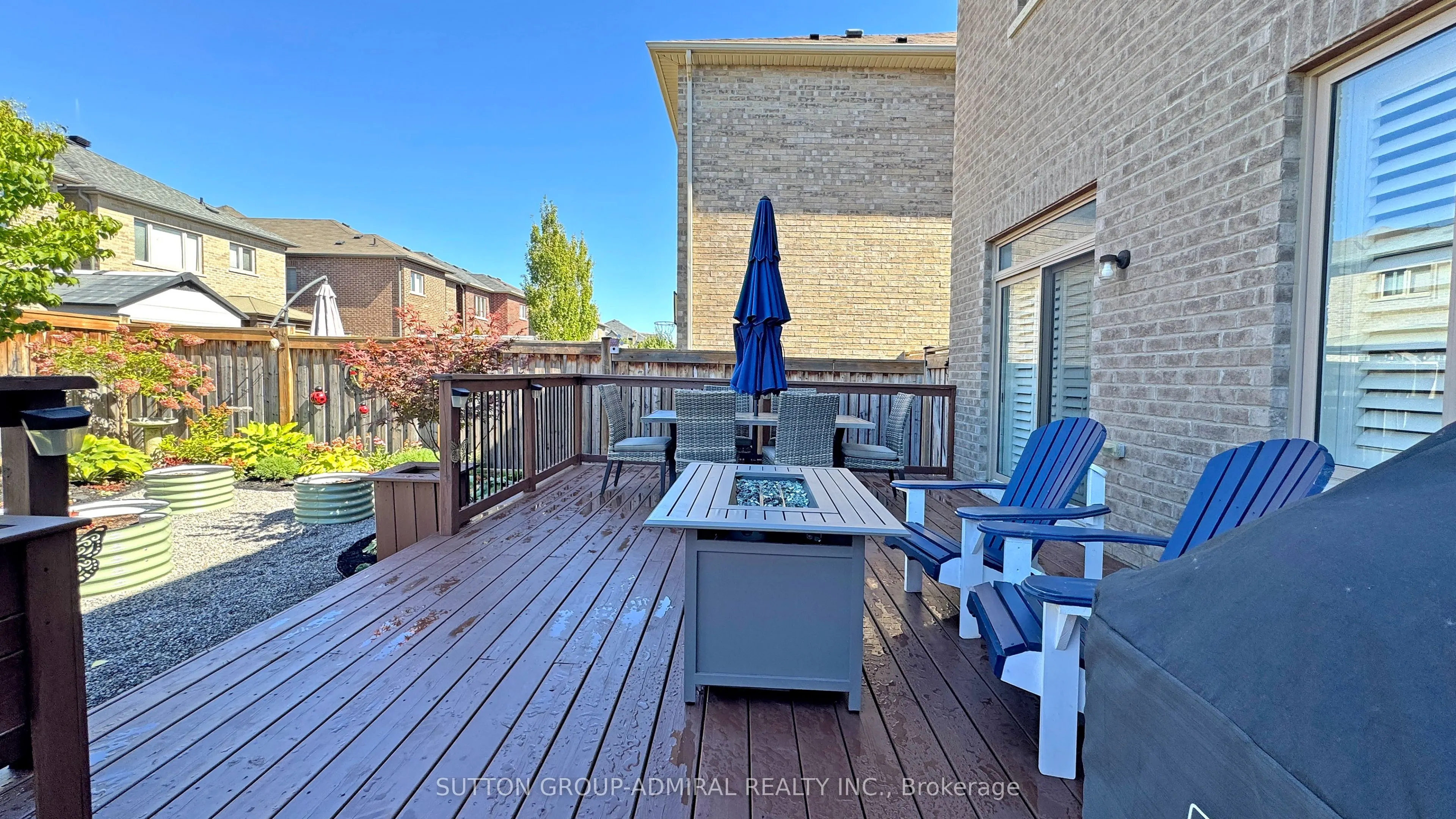 6 Andreeta Drive