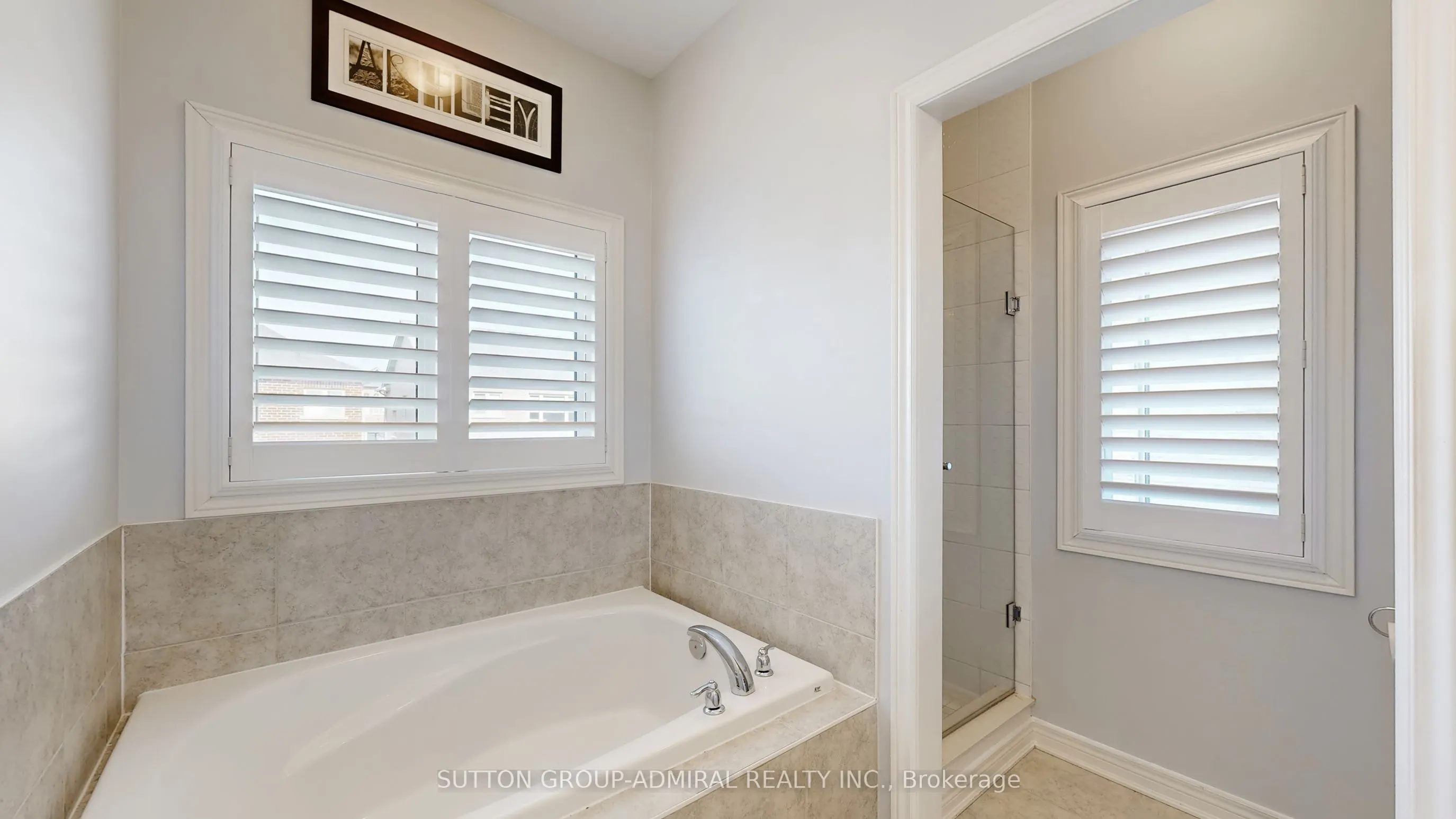 6 Andreeta Drive