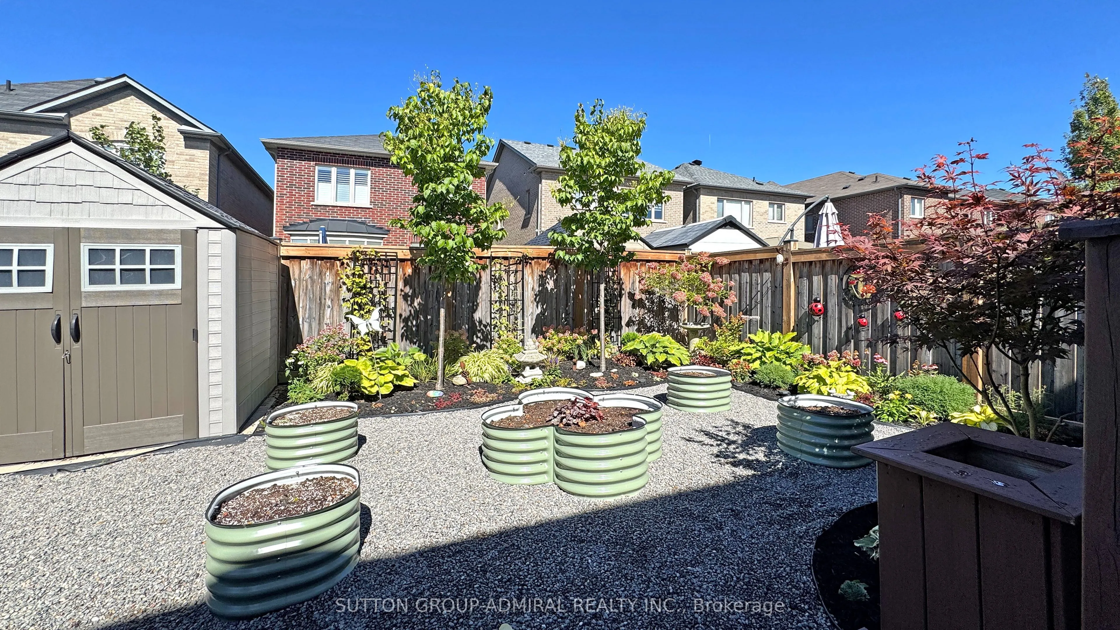 6 Andreeta Drive