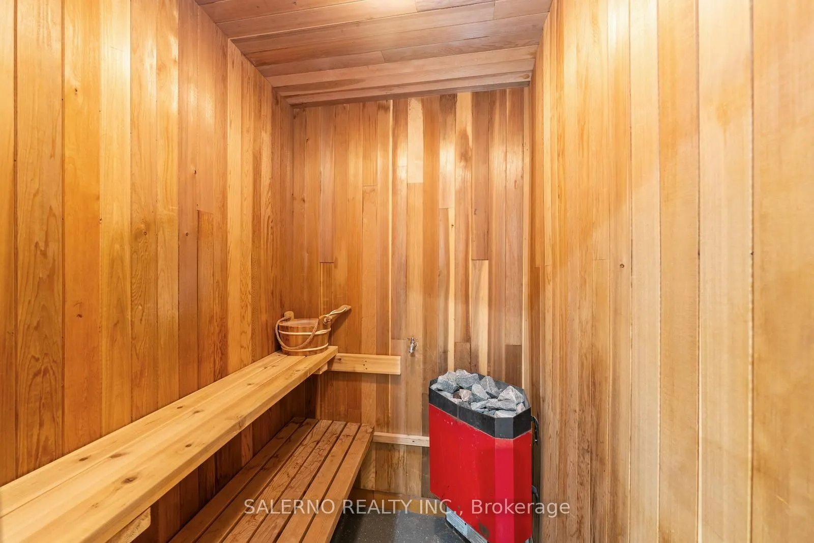290 Kingscross Drive
