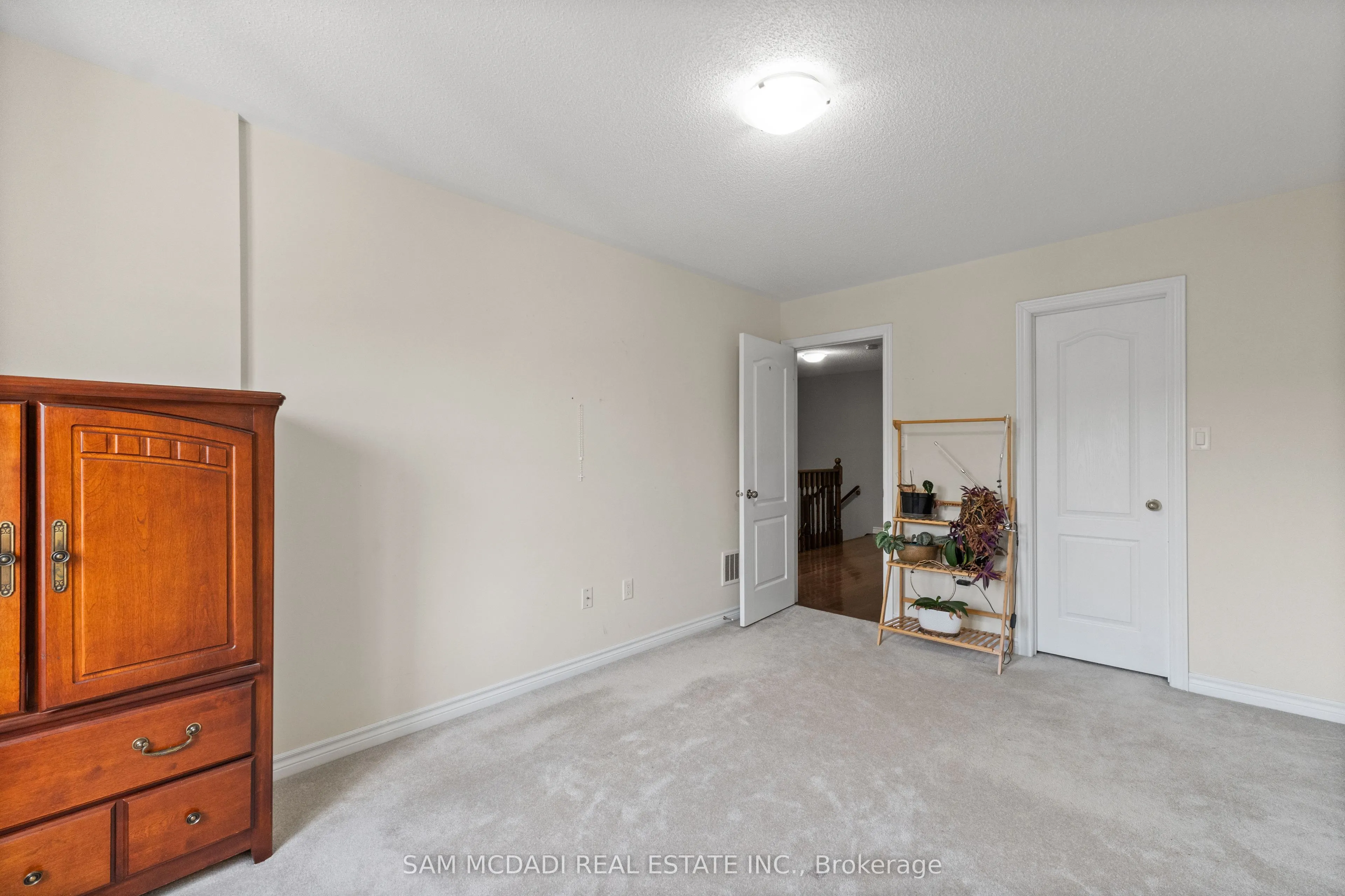 30 Zachary Place