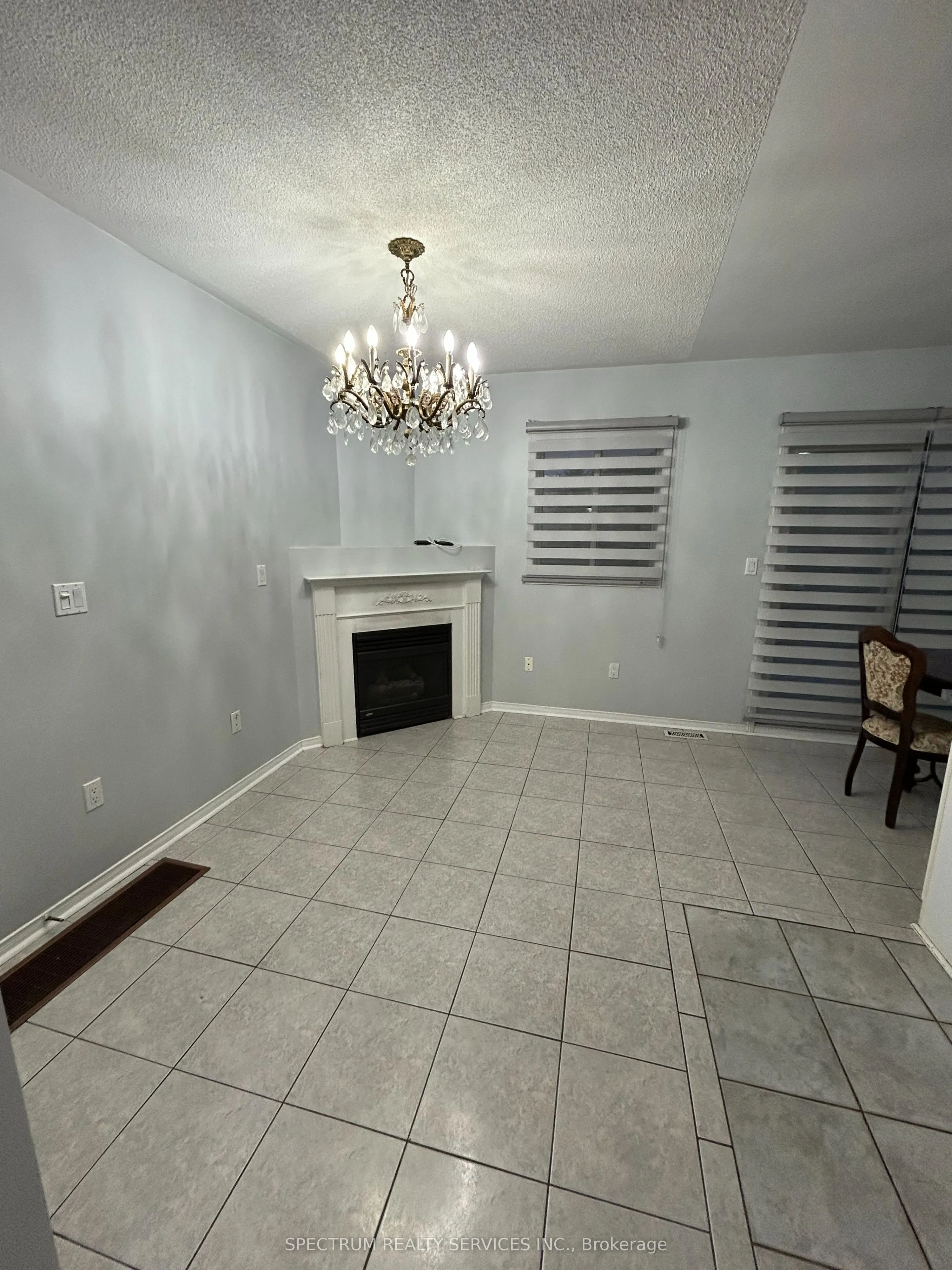 33 Monte Carlo Drive