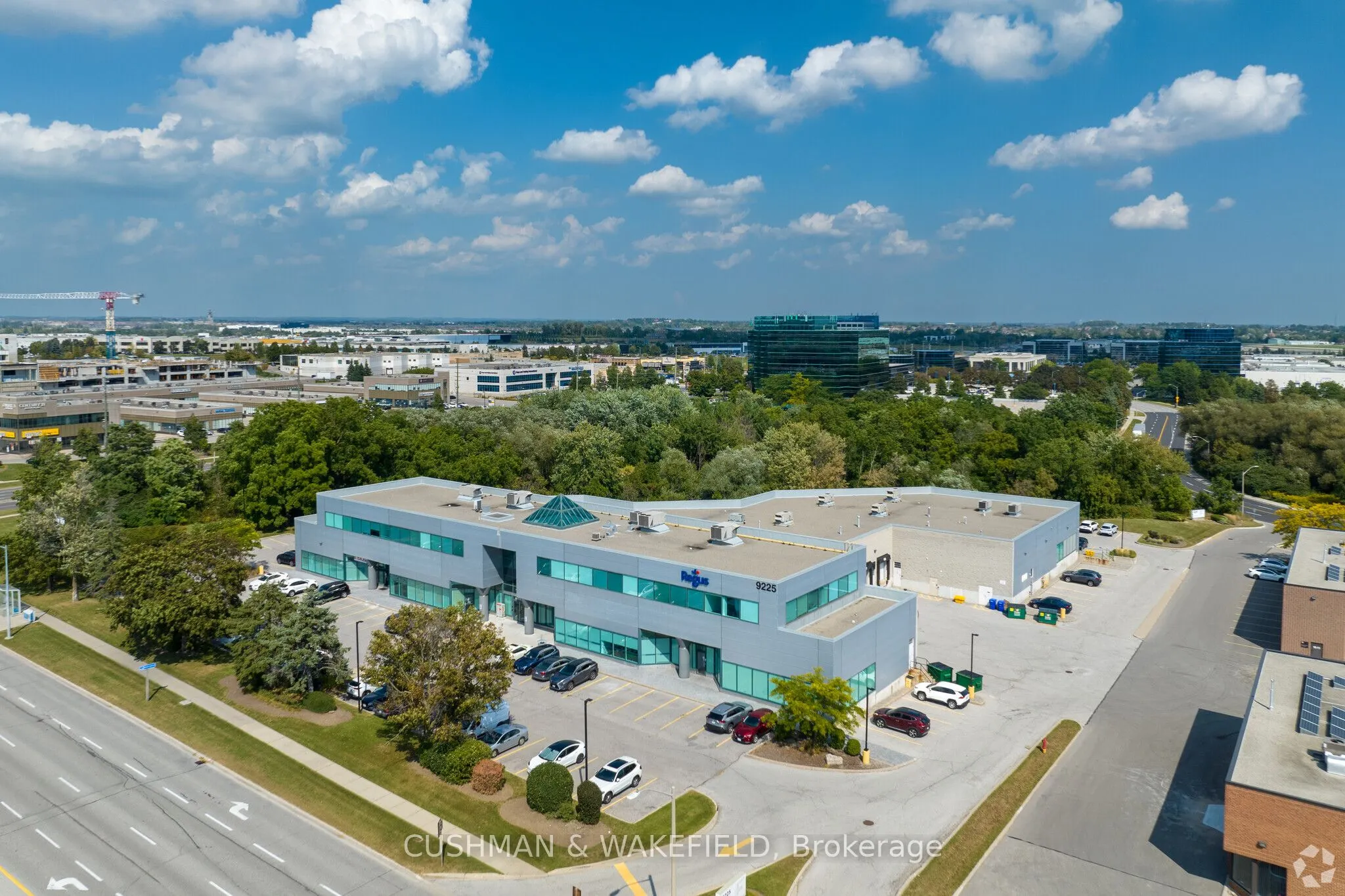 9225 Leslie Street, #4-5