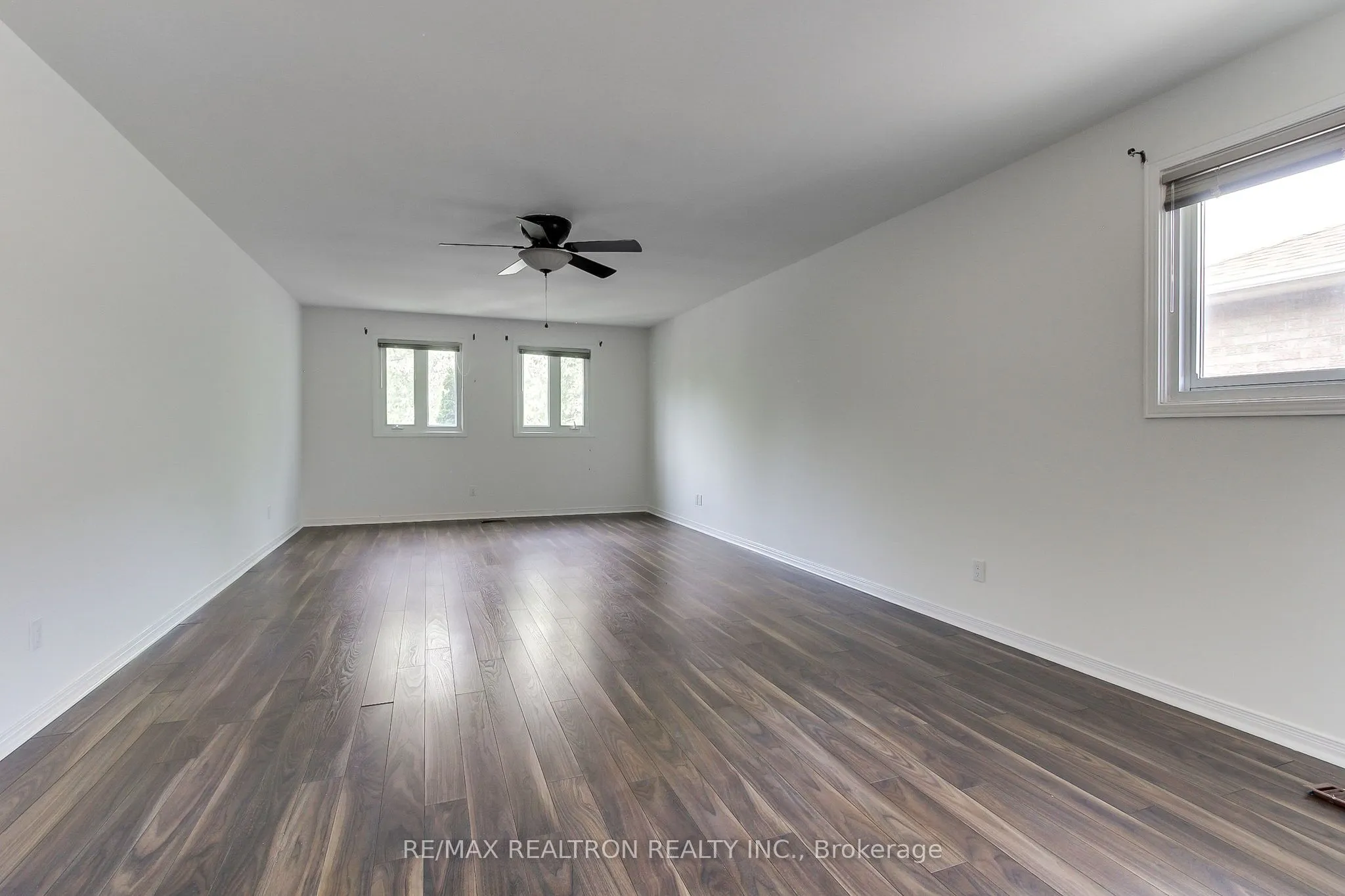 19 Crystal Drive N