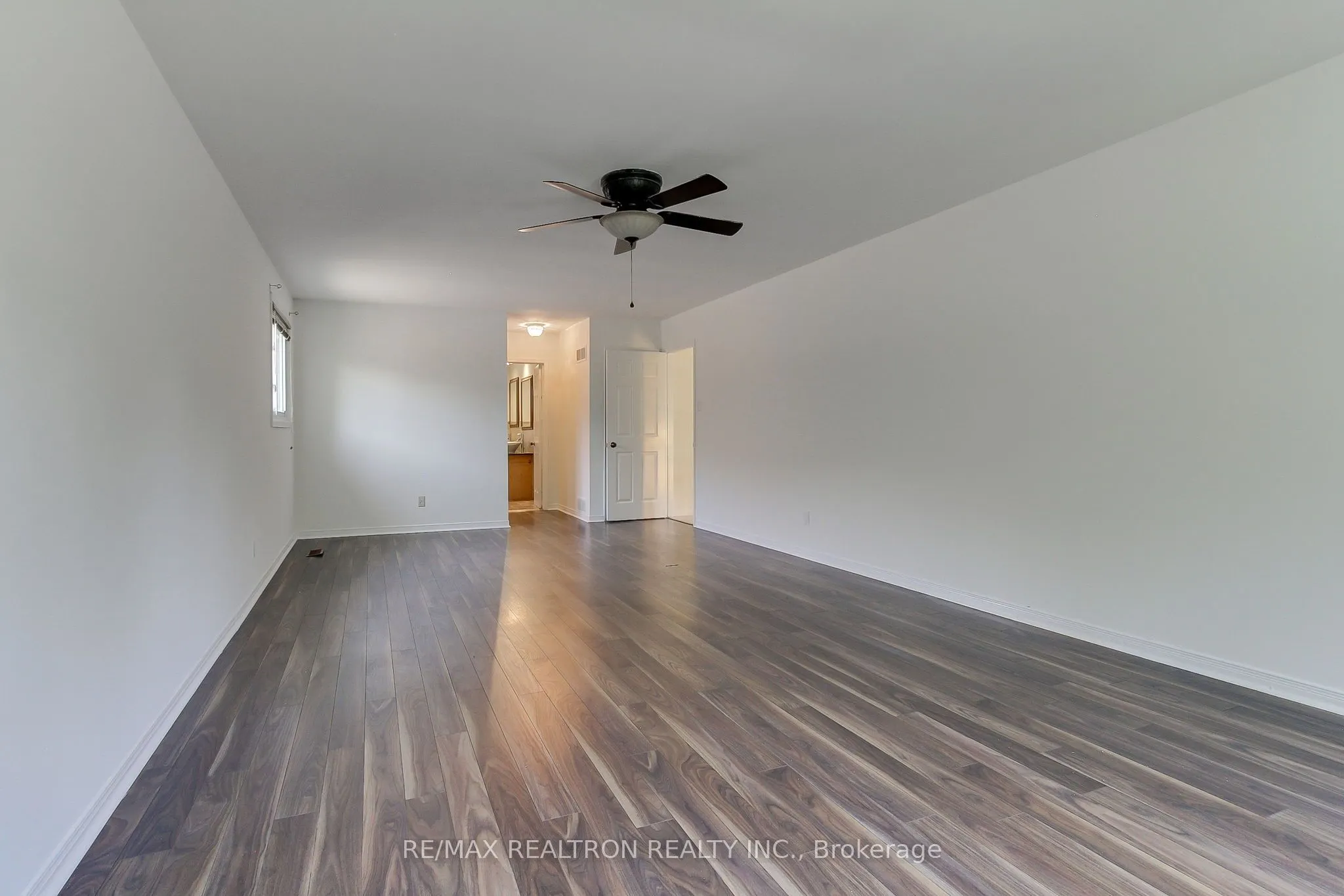 19 Crystal Drive N