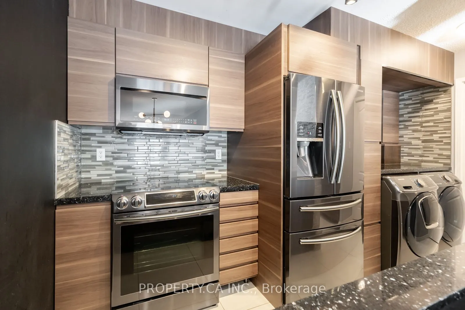 399 South Park Road, #303