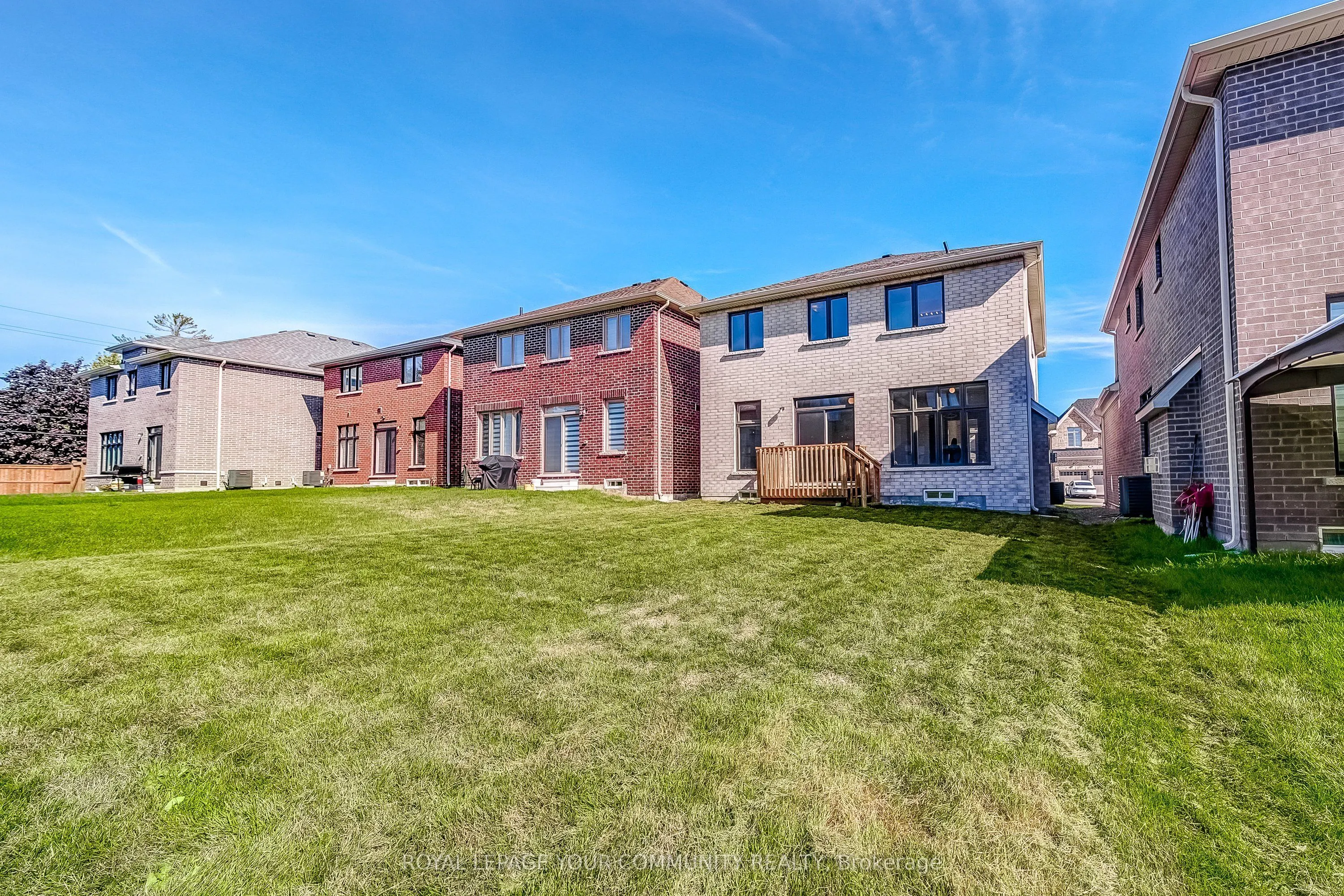 22 Sam Battaglia Crescent