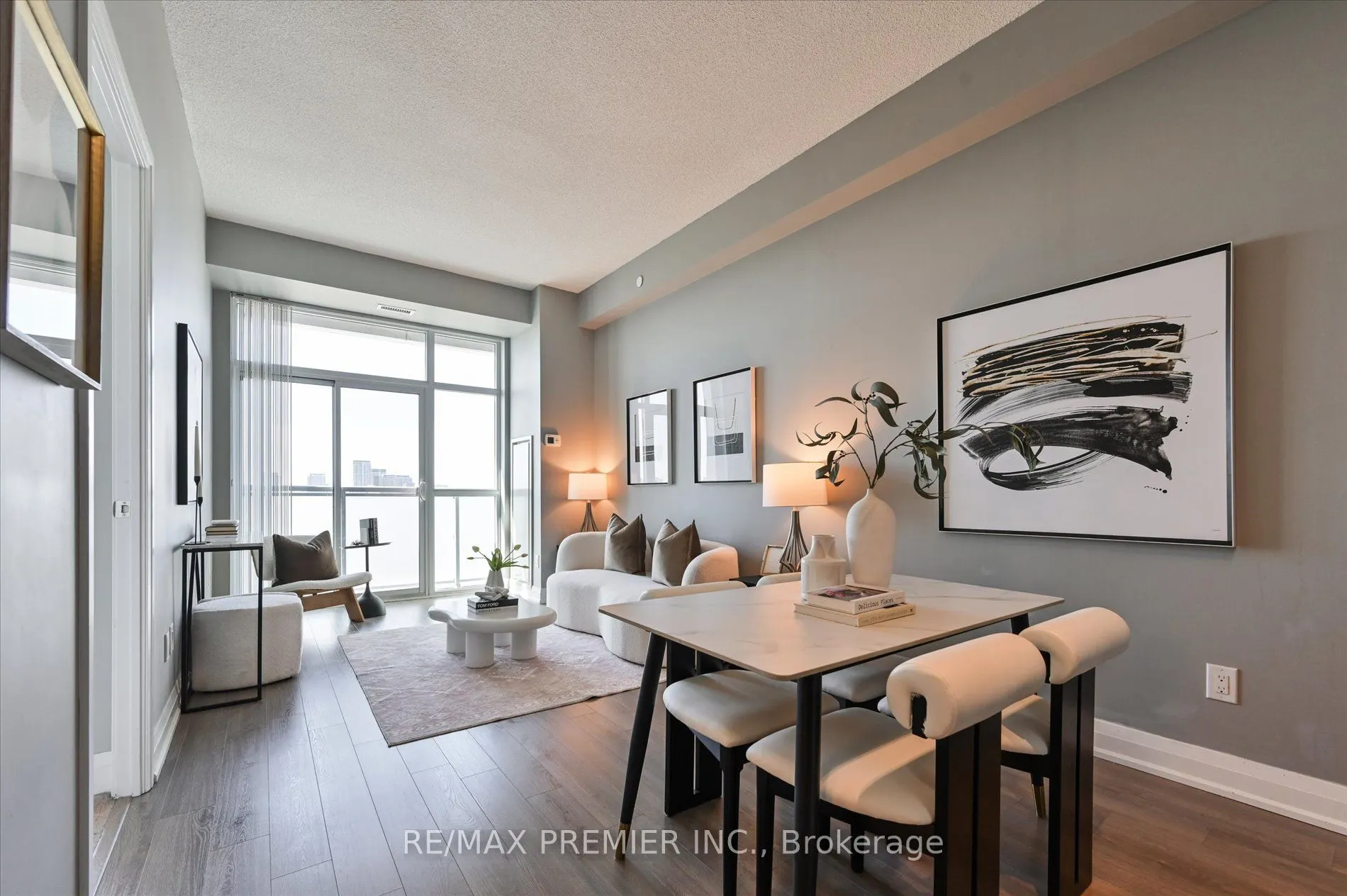 8763 Bayview Avenue, #715