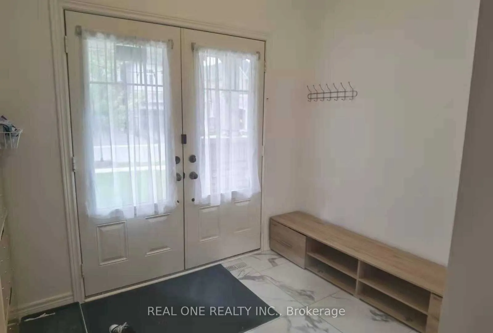 24 Foxberry Road