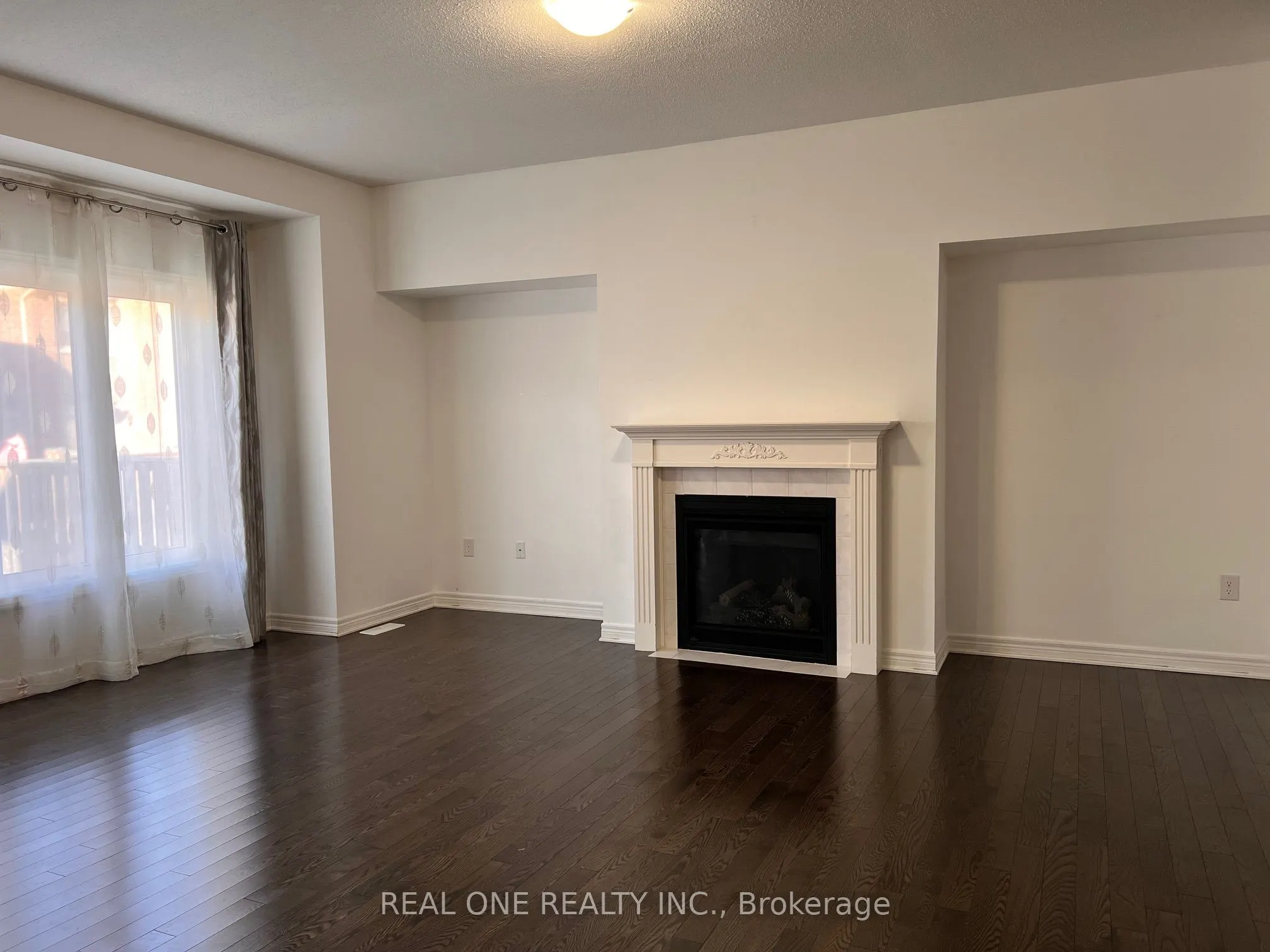 24 Foxberry Road