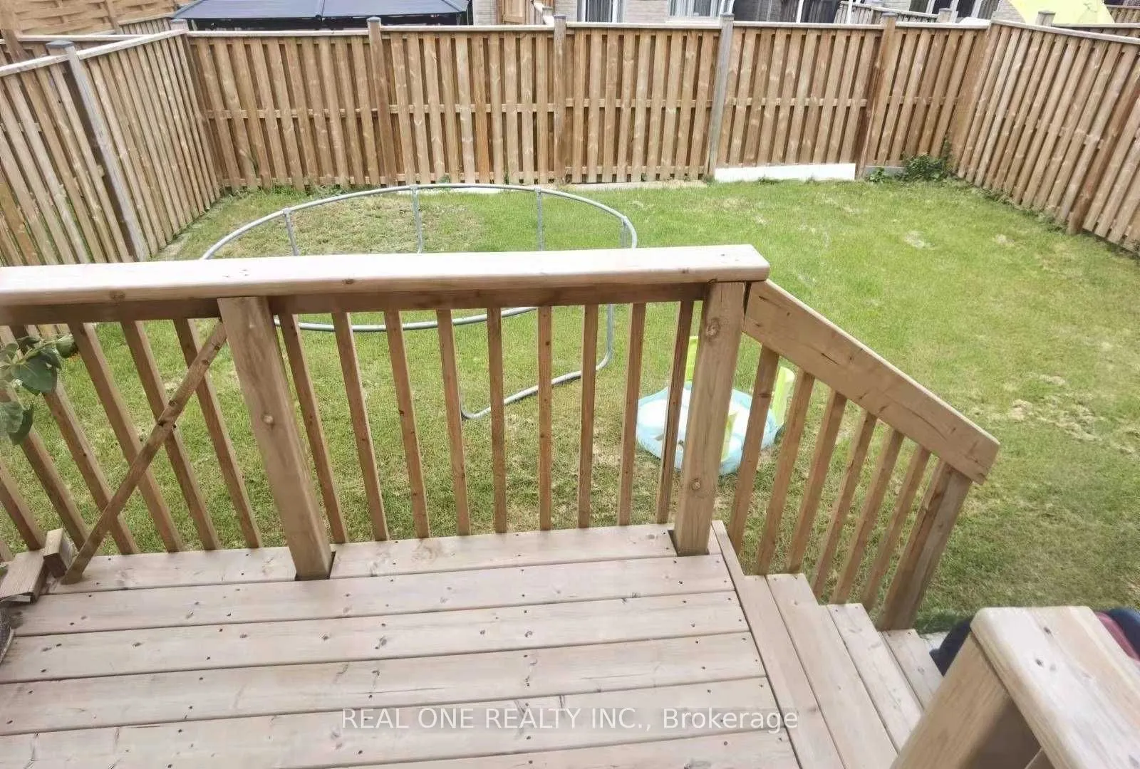 24 Foxberry Road
