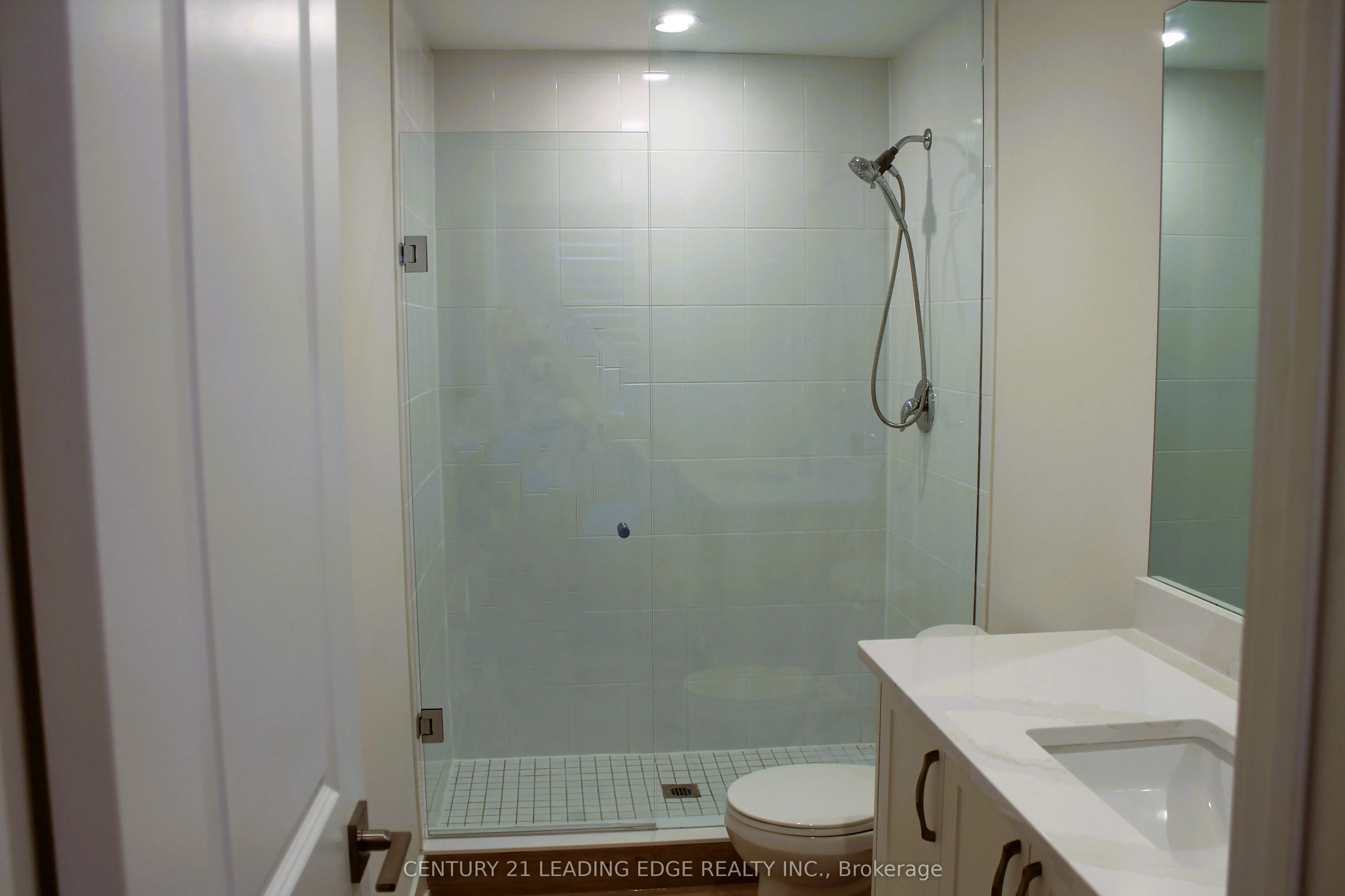 8 Sayers Lane, #15