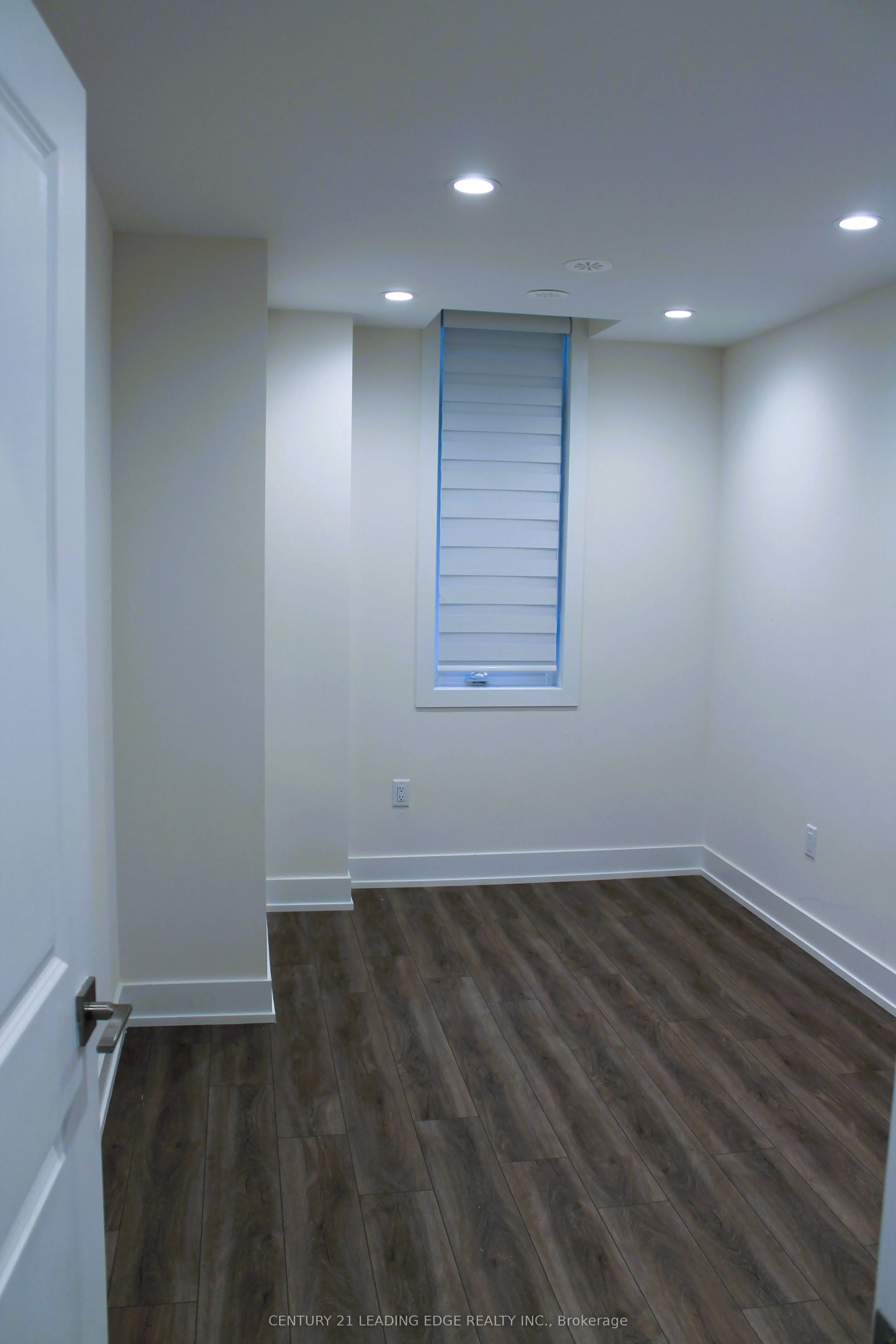 8 Sayers Lane, #15