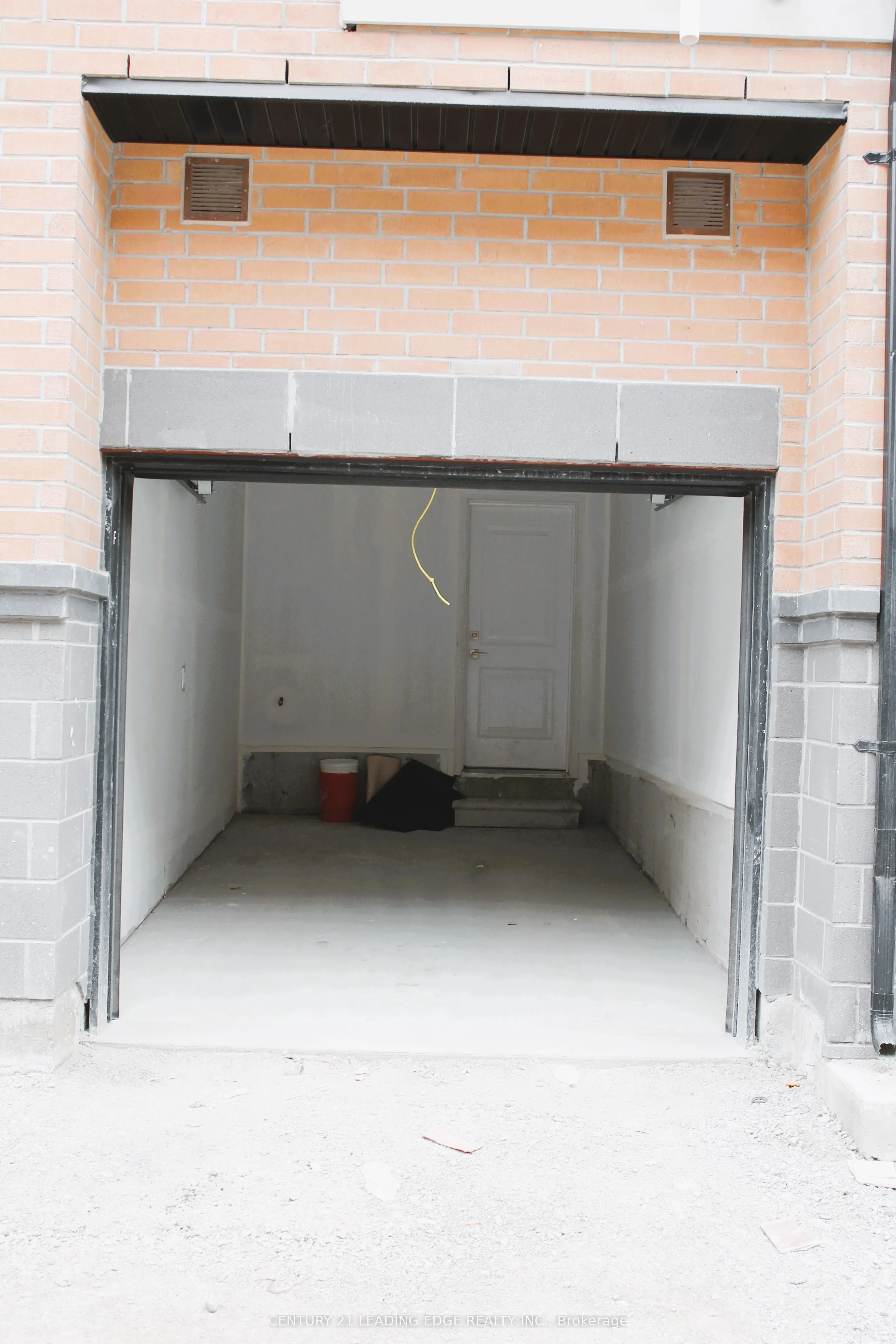 8 Sayers Lane, #15