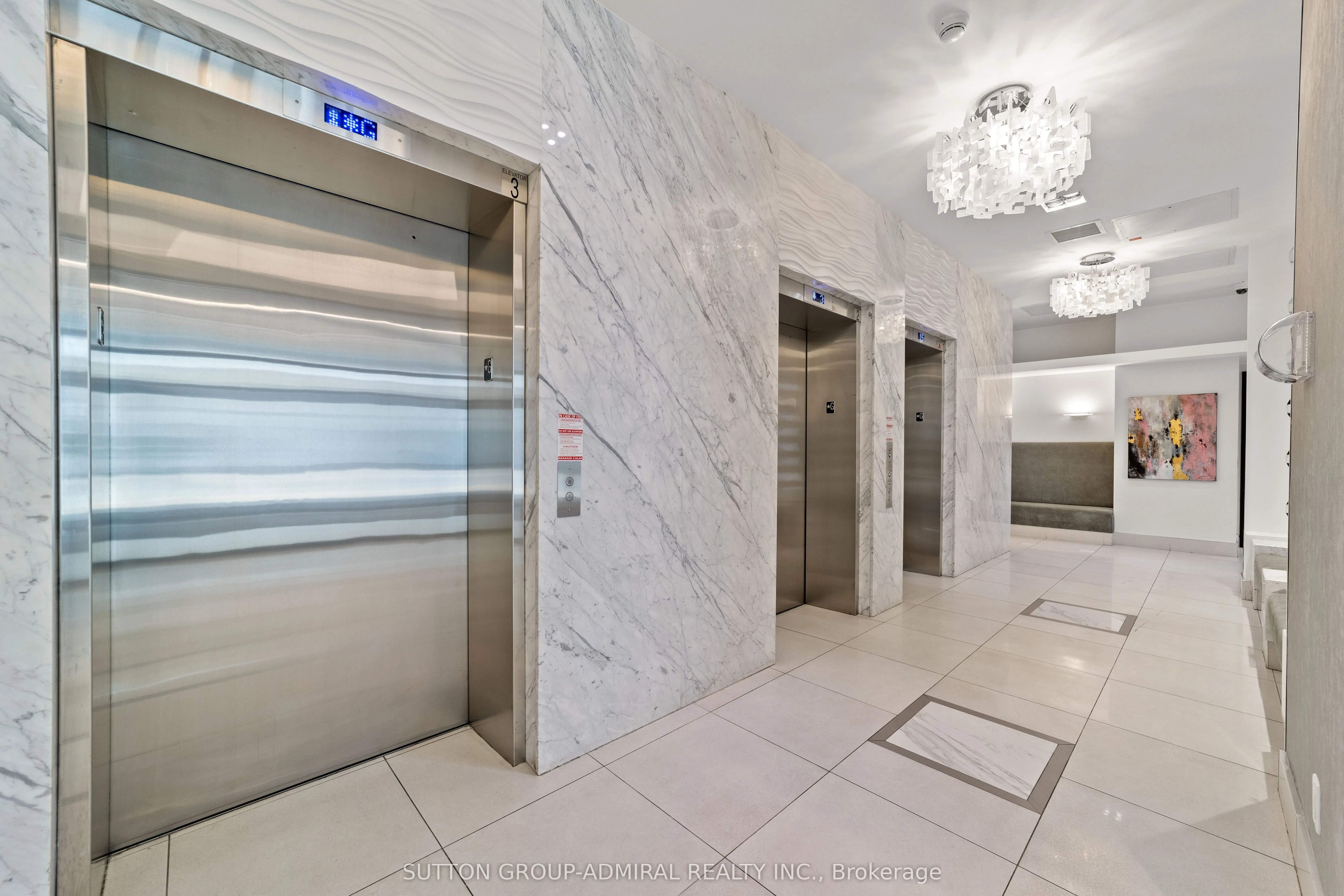 9618 Yonge Street, #916
