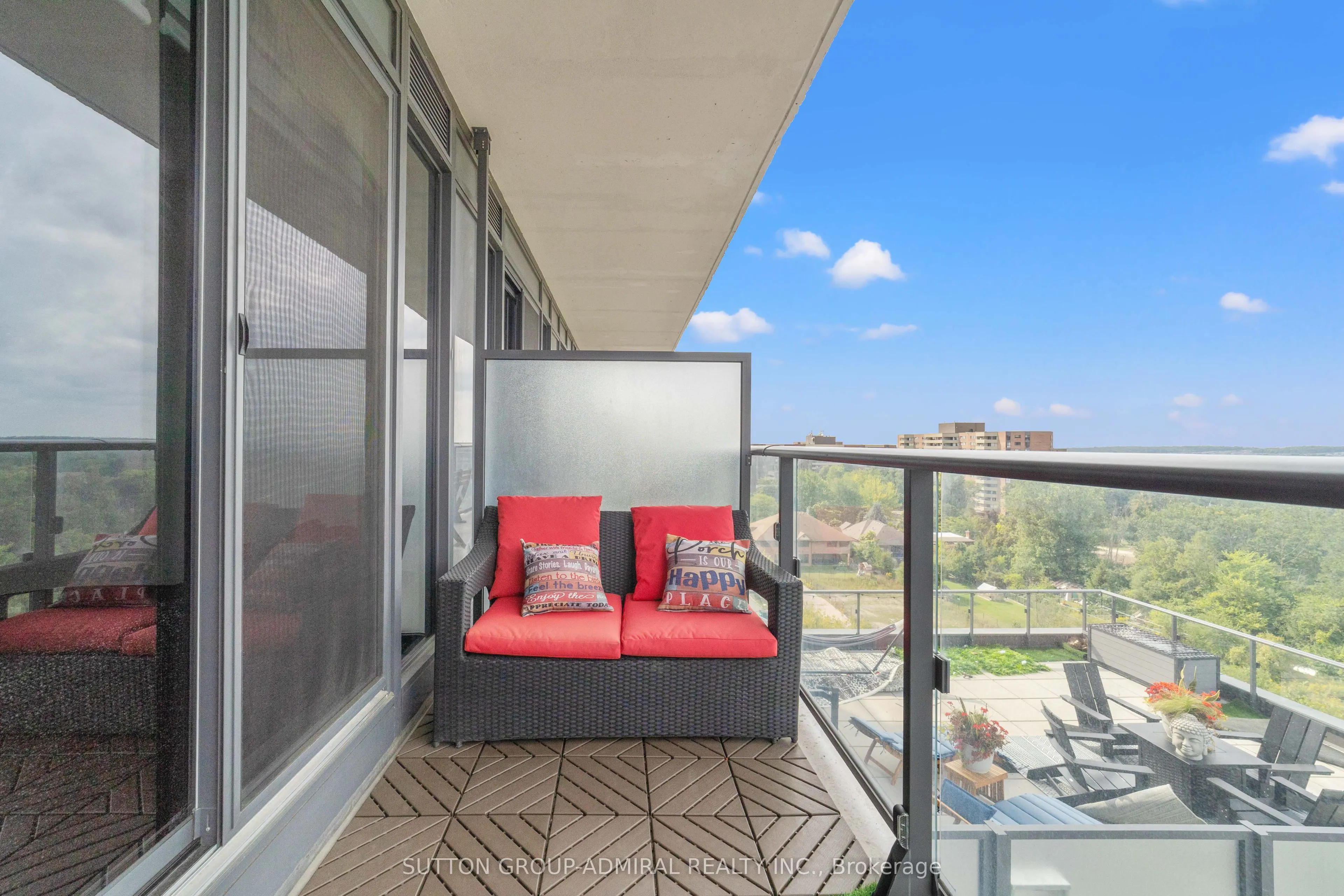 9618 Yonge Street, #916