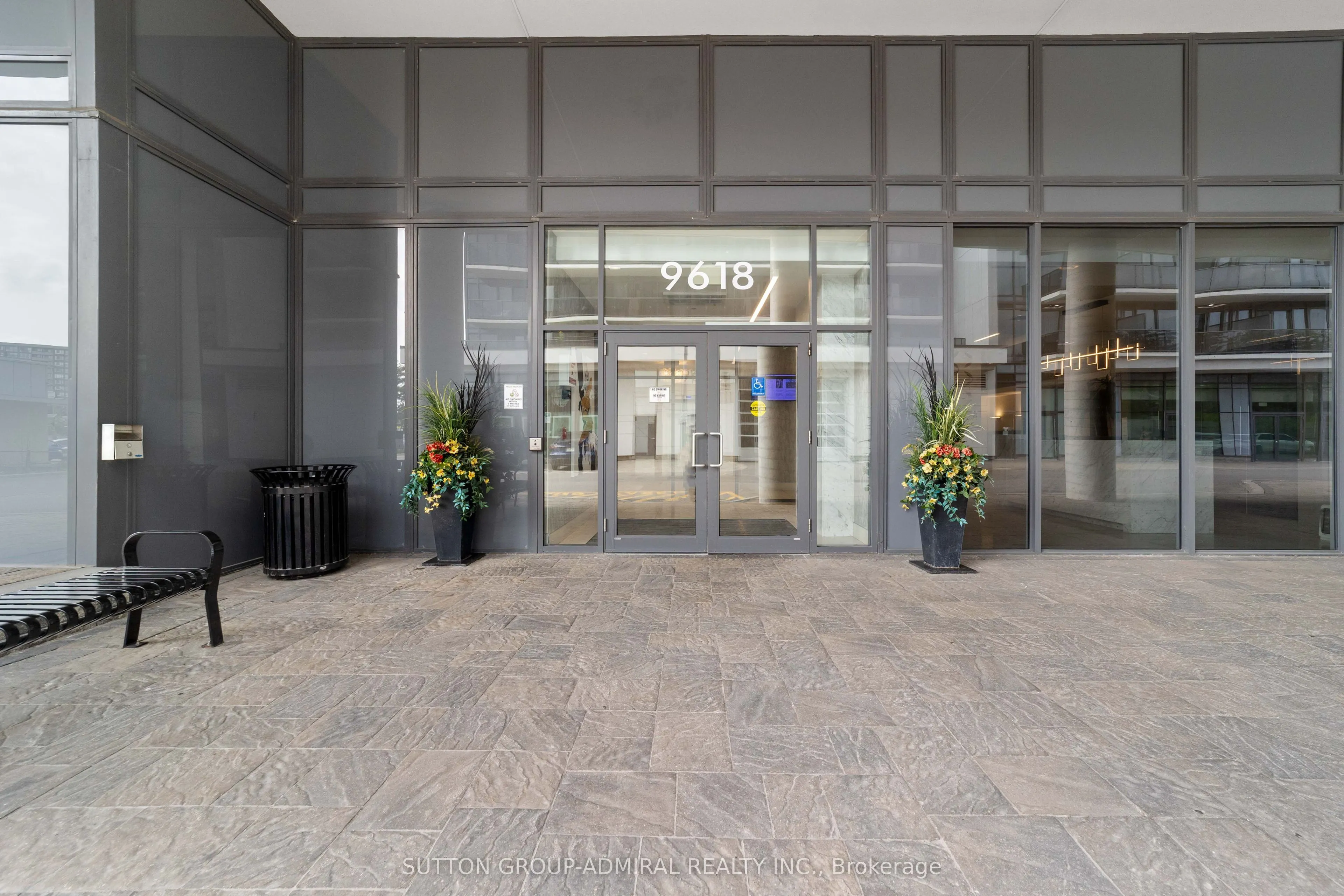 9618 Yonge Street, #916