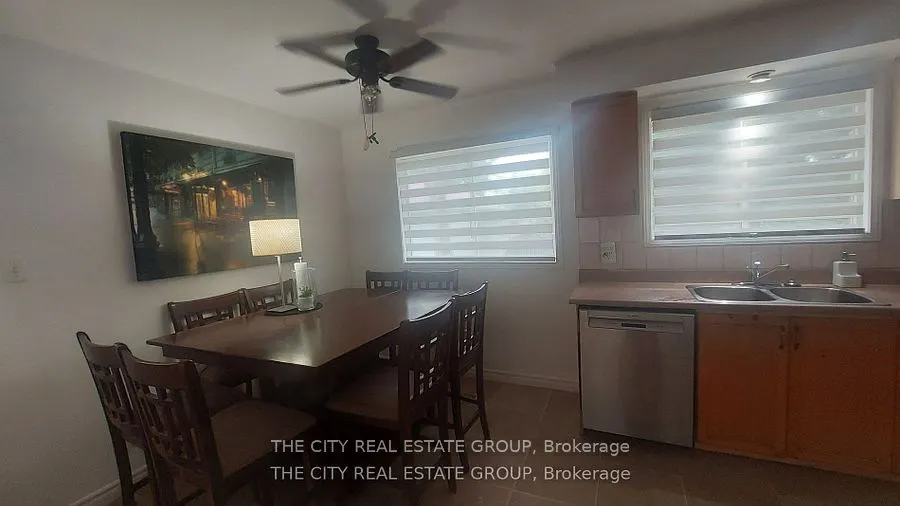 22 Pineway Avenue, #Main Floor