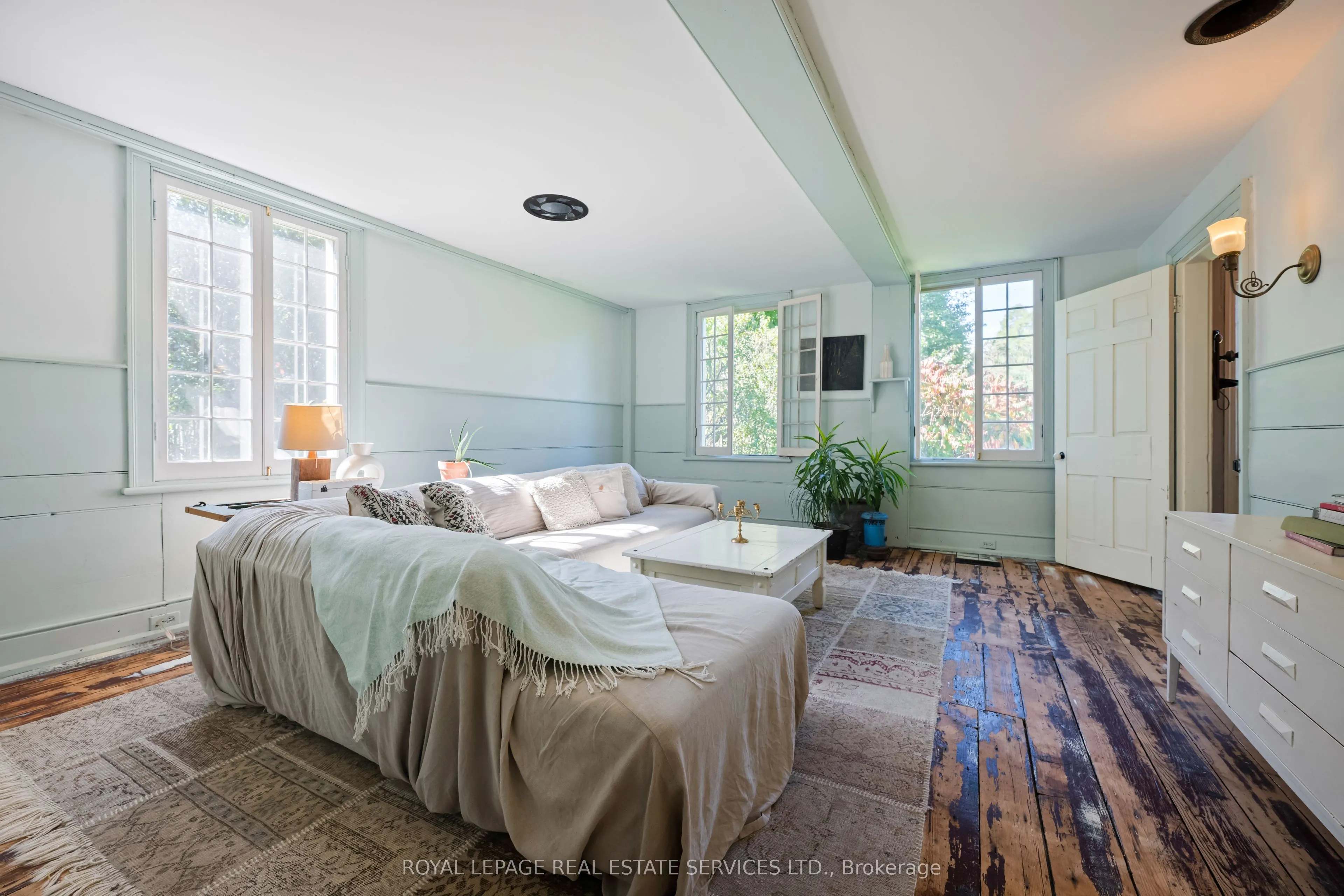 2414 Concession 3 Road