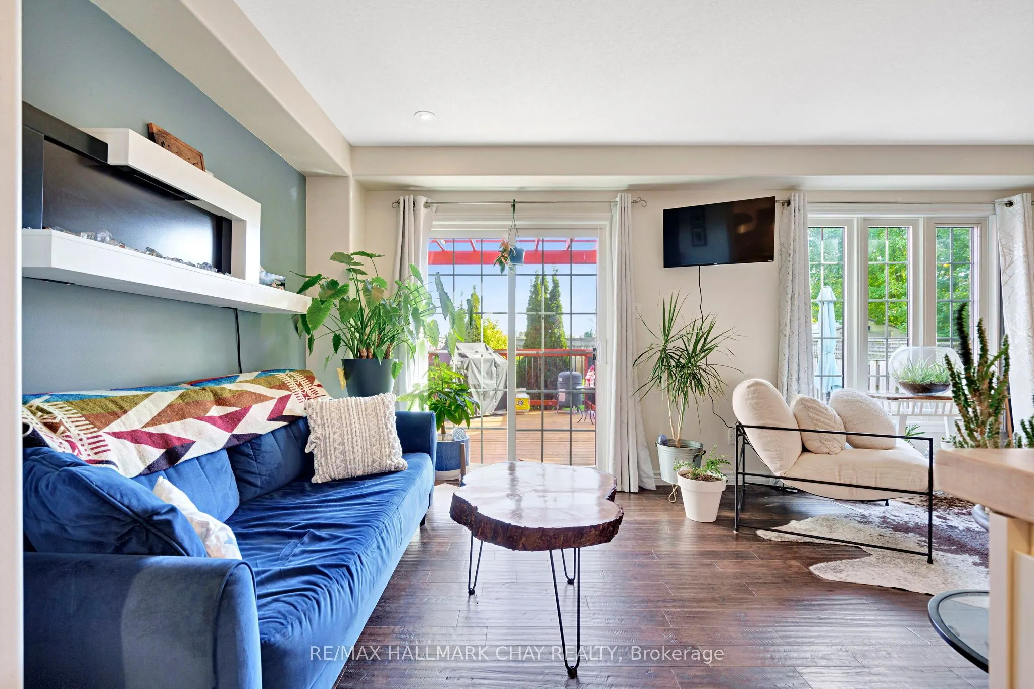 35 BANTING Crescent