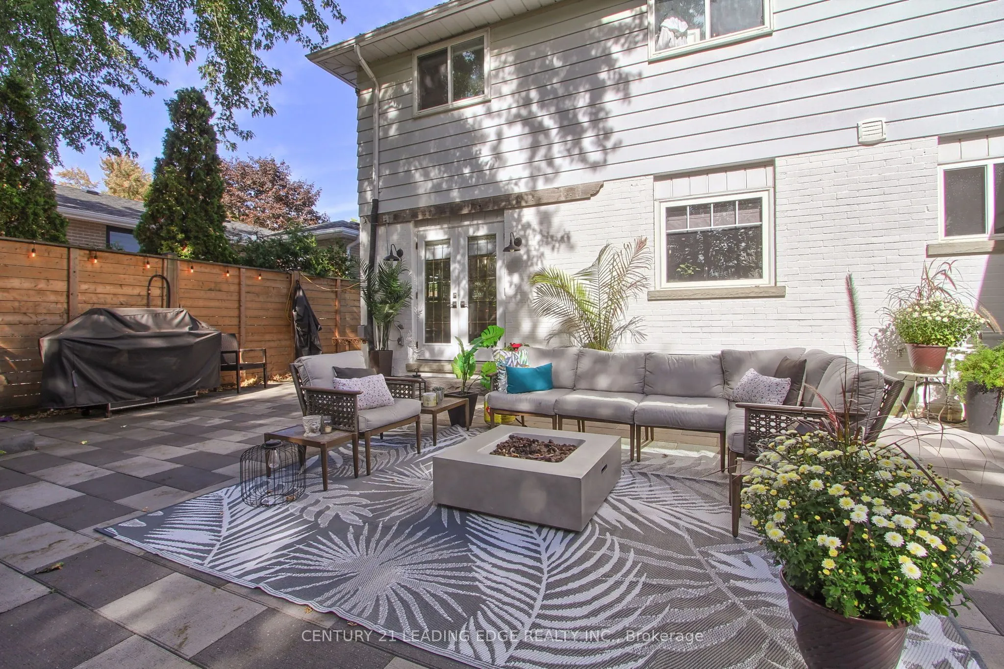592 Rupert Avenue