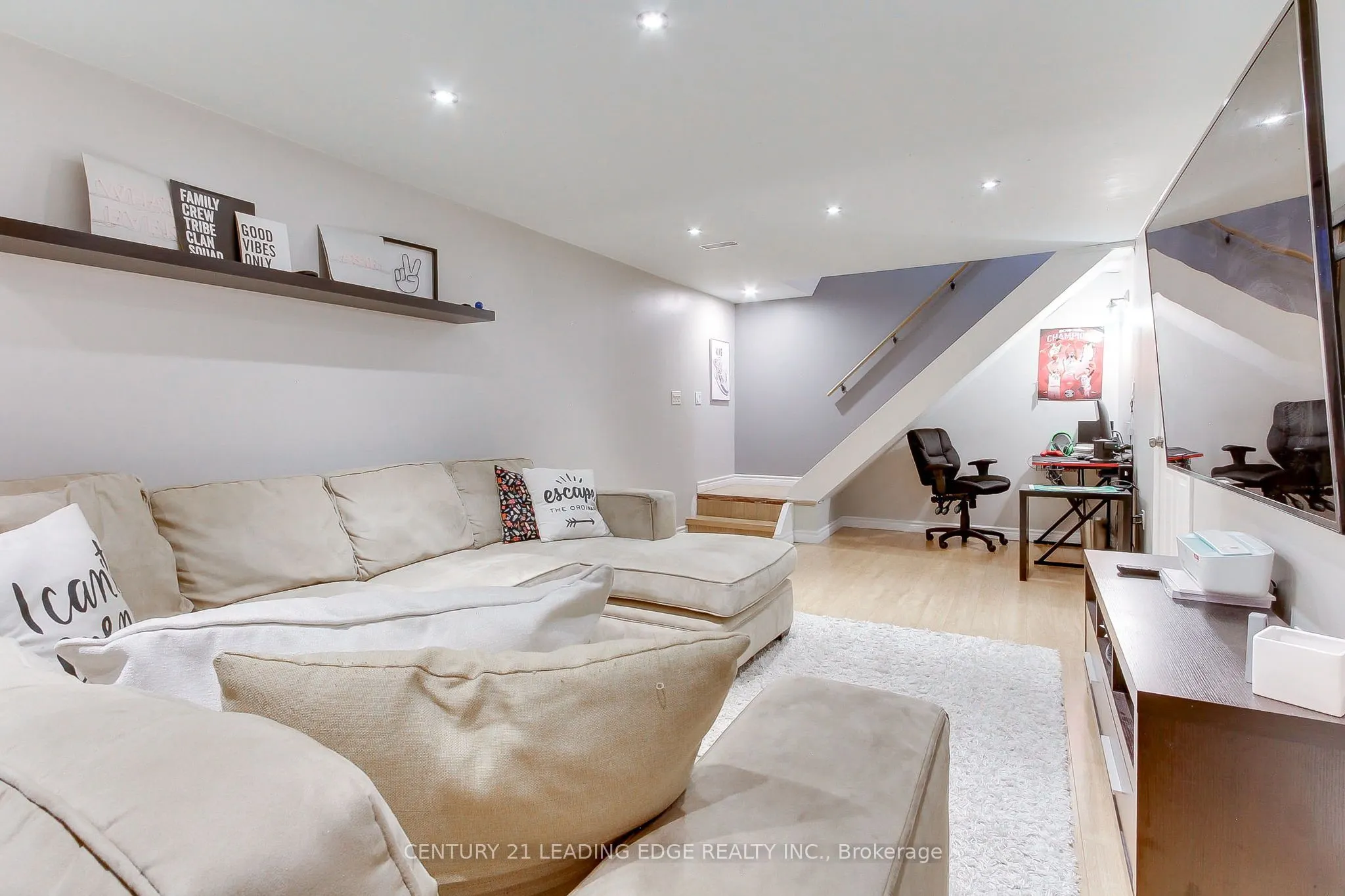592 Rupert Avenue