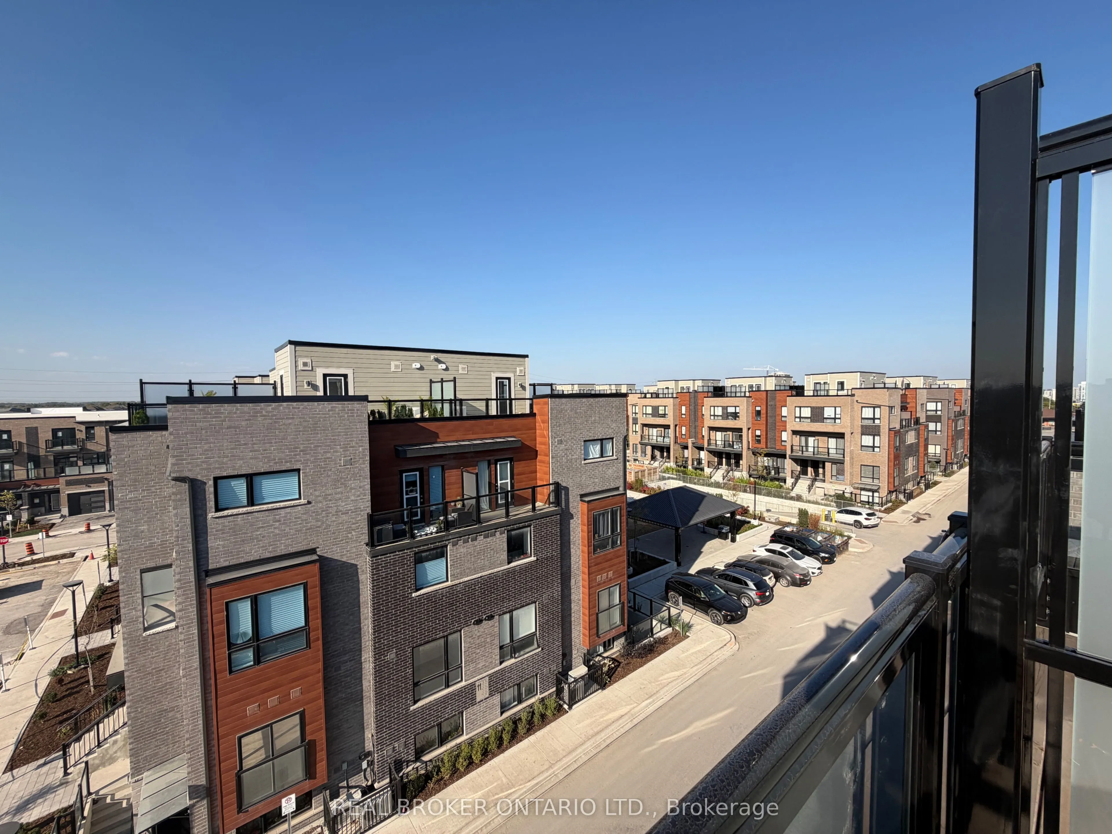 26 Lytham Green Circle, #17