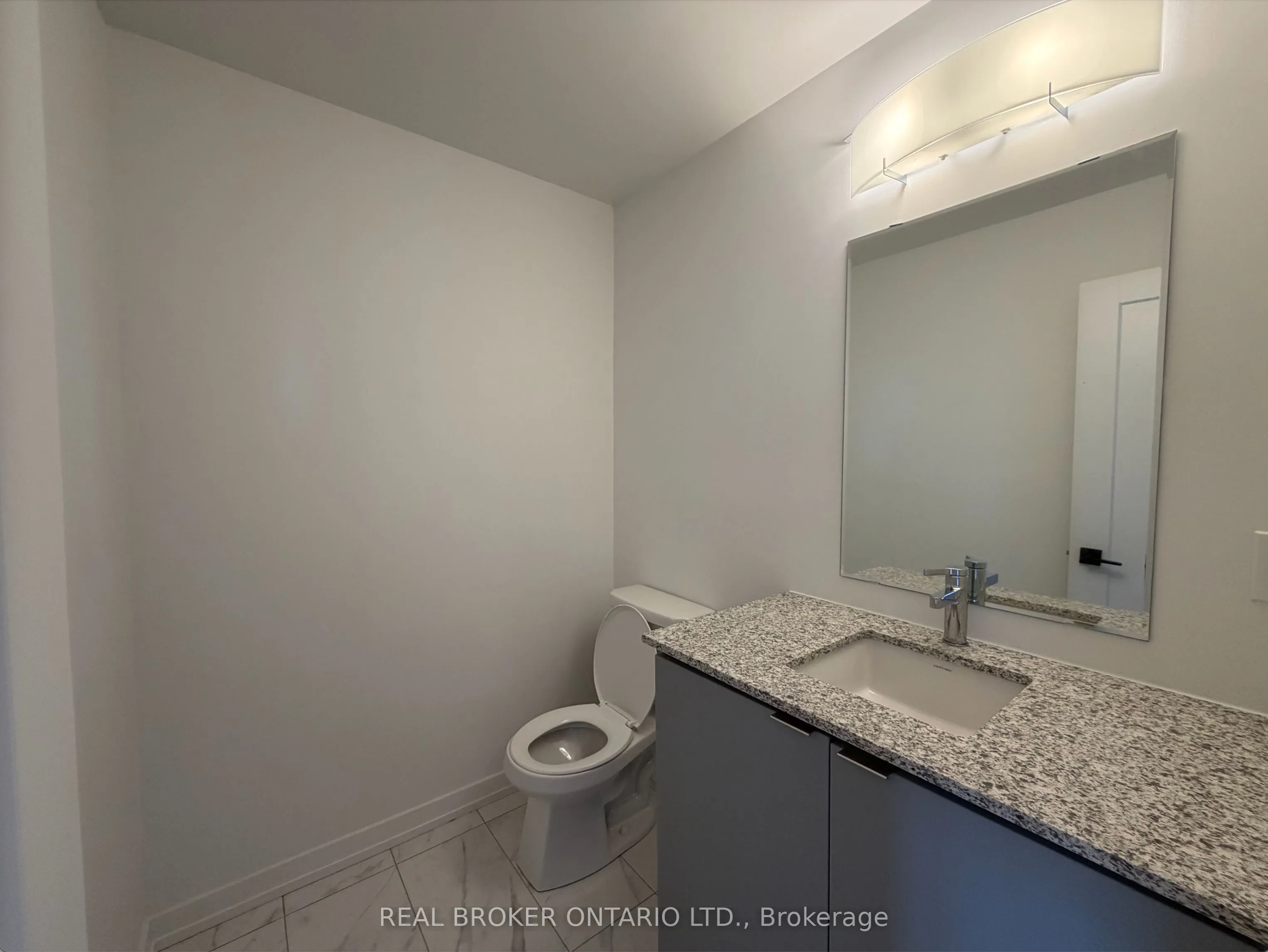 26 Lytham Green Circle, #17