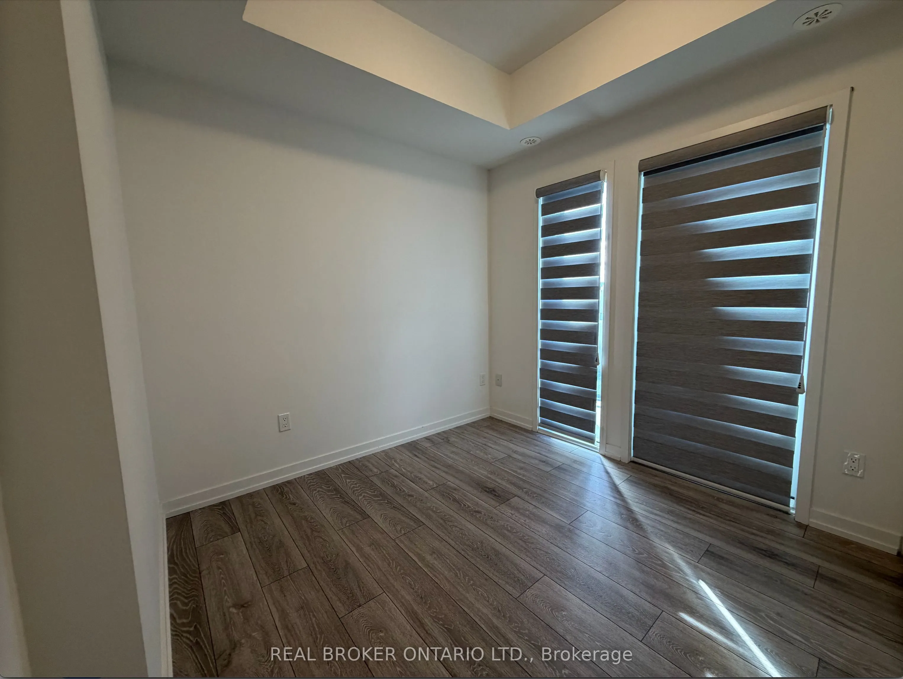 26 Lytham Green Circle, #17