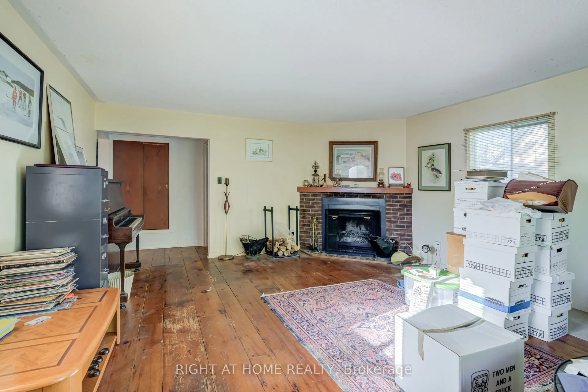 315 Main Street N