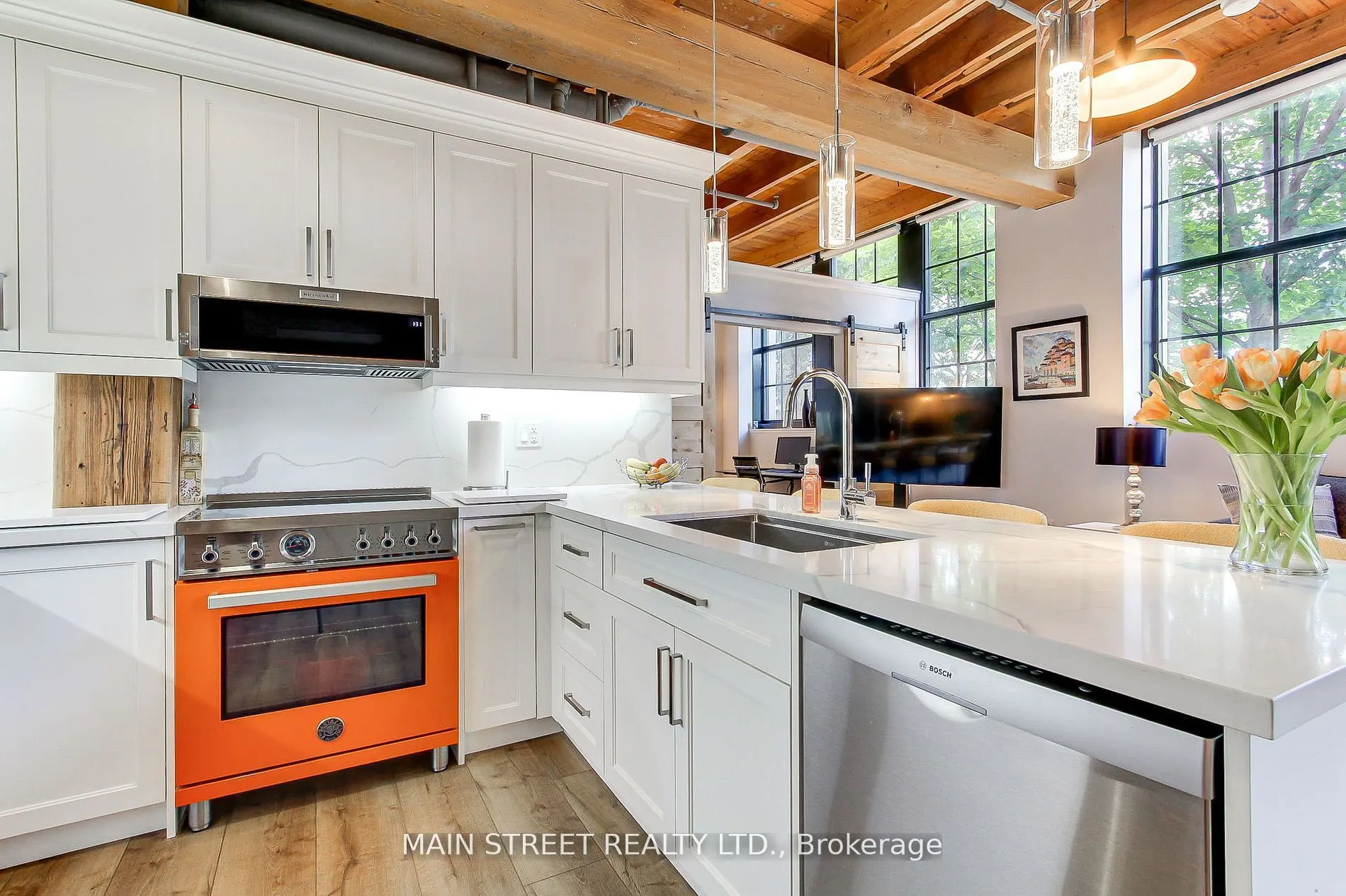 543 Timothy Street, #107