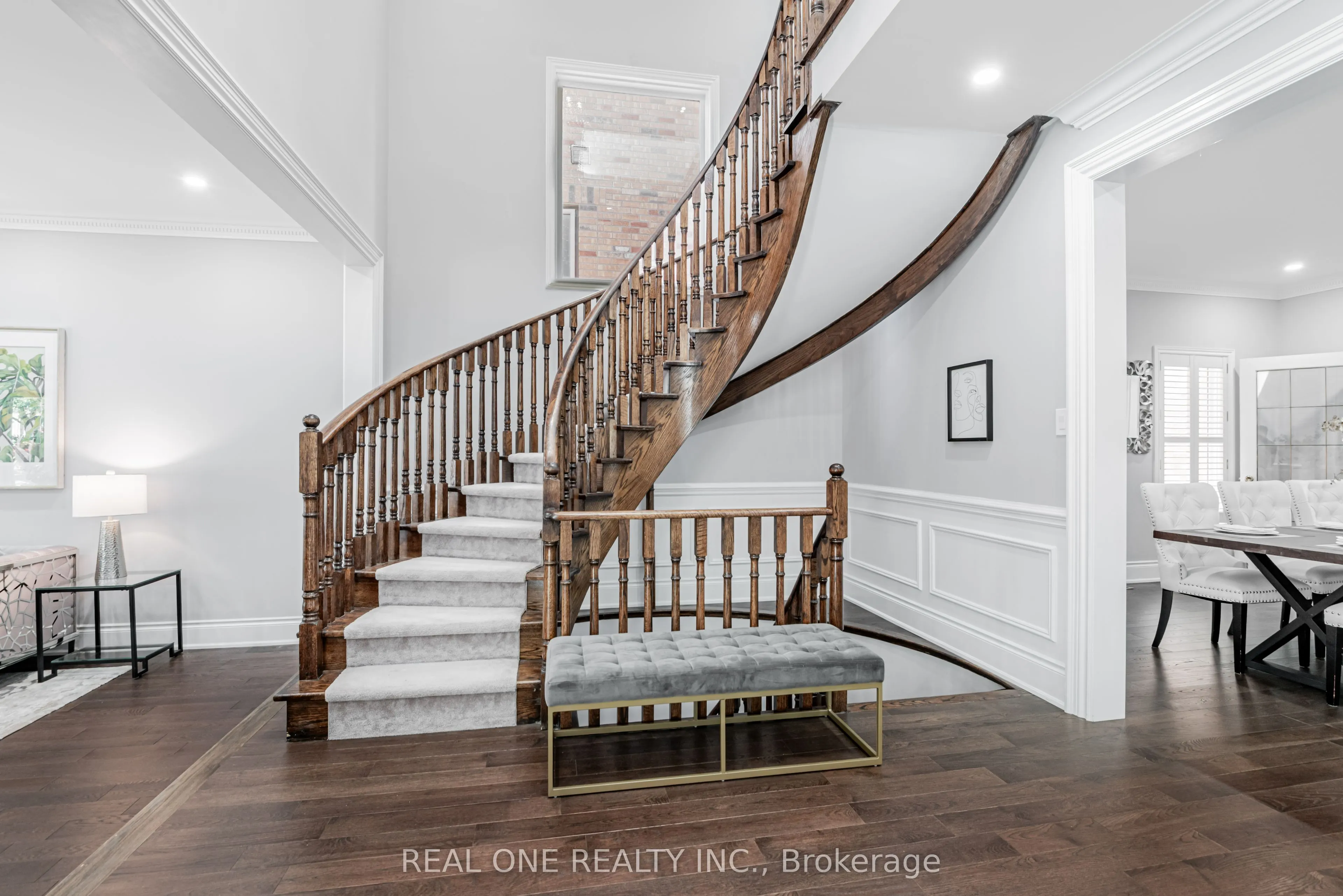 72 Cassandra Crescent