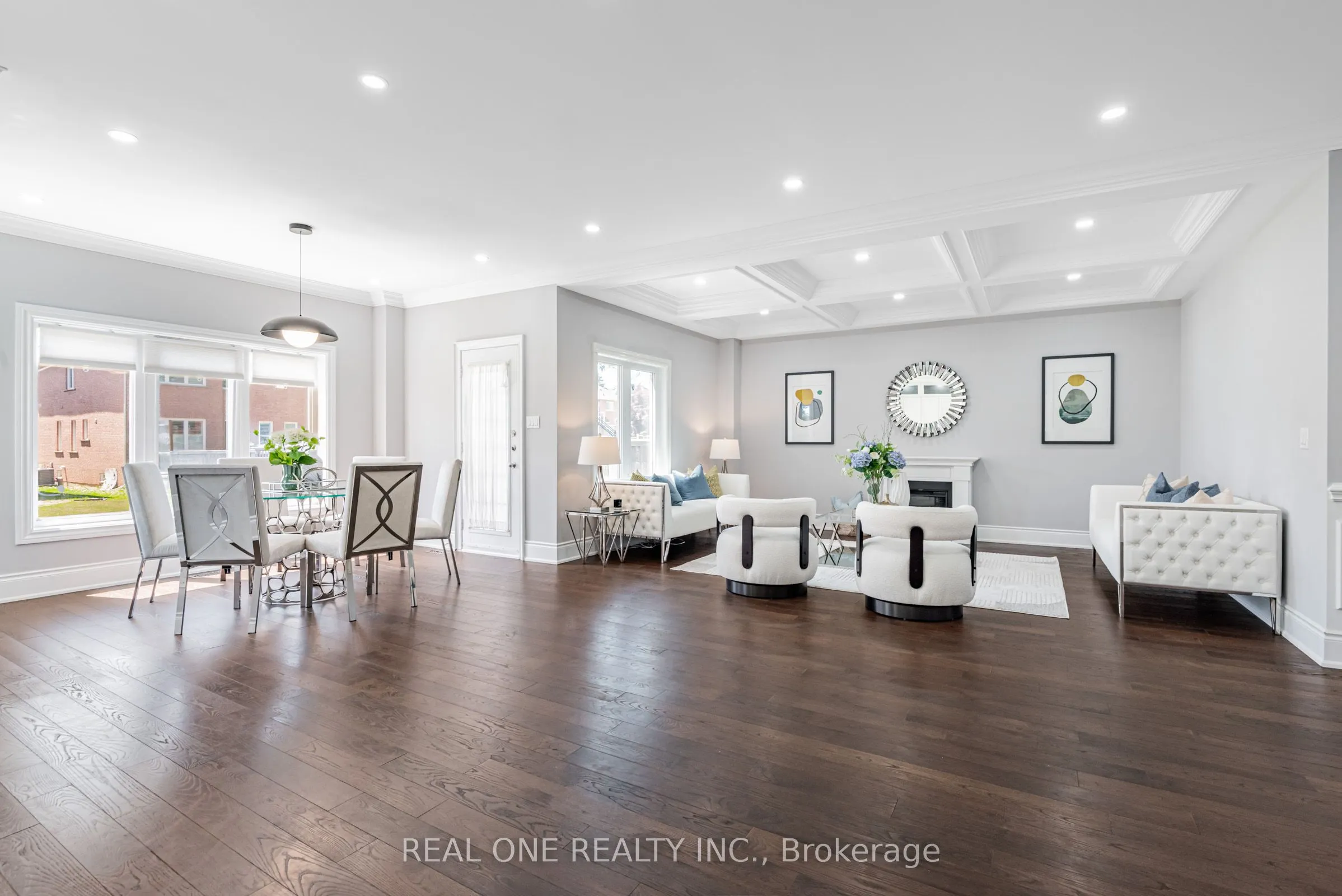 72 Cassandra Crescent