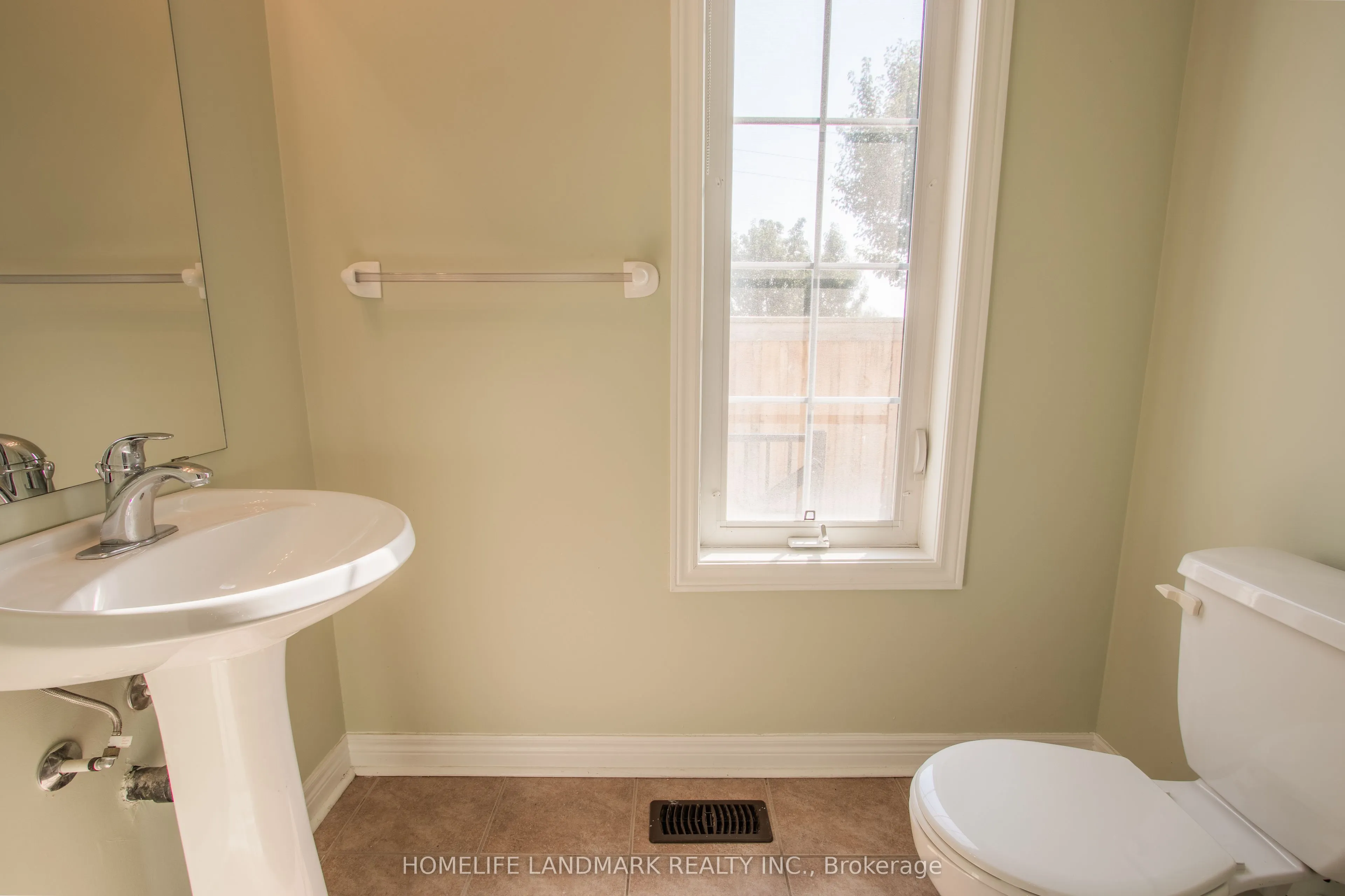 58 Pillar Rock Crescent, #MAIN