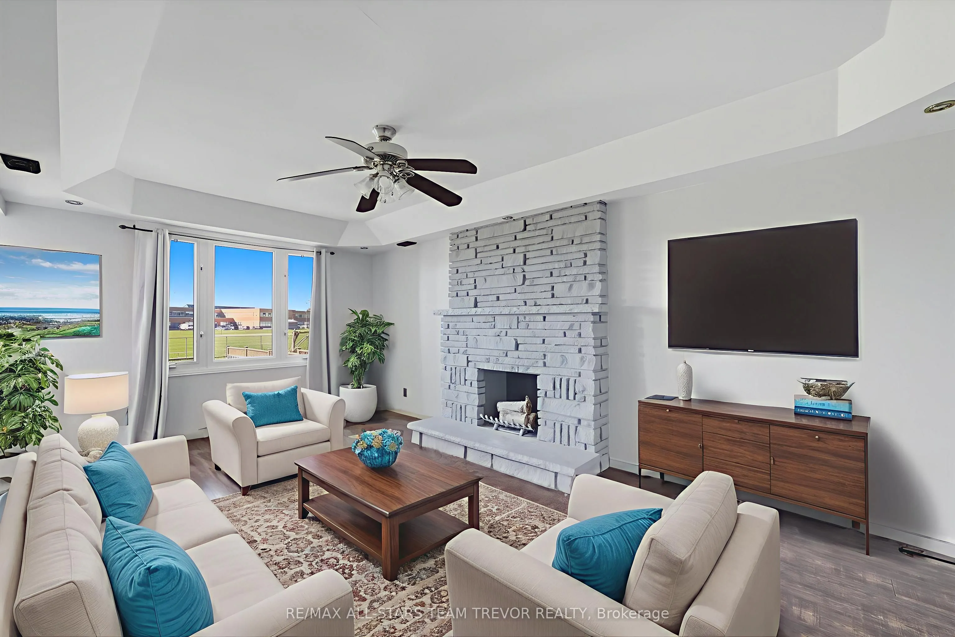 24 Oakmeadow Boulevard