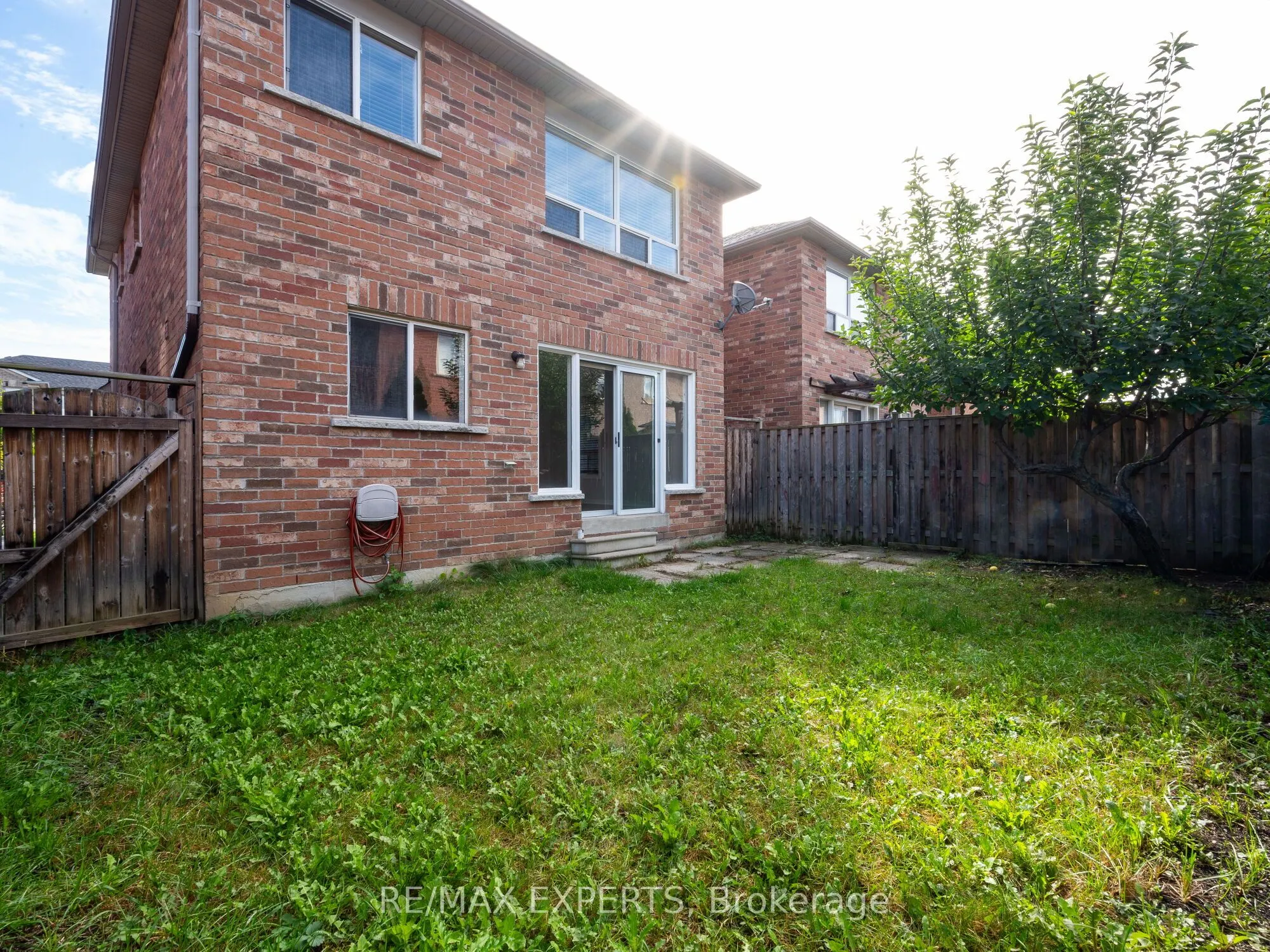 48 Dylan Street
