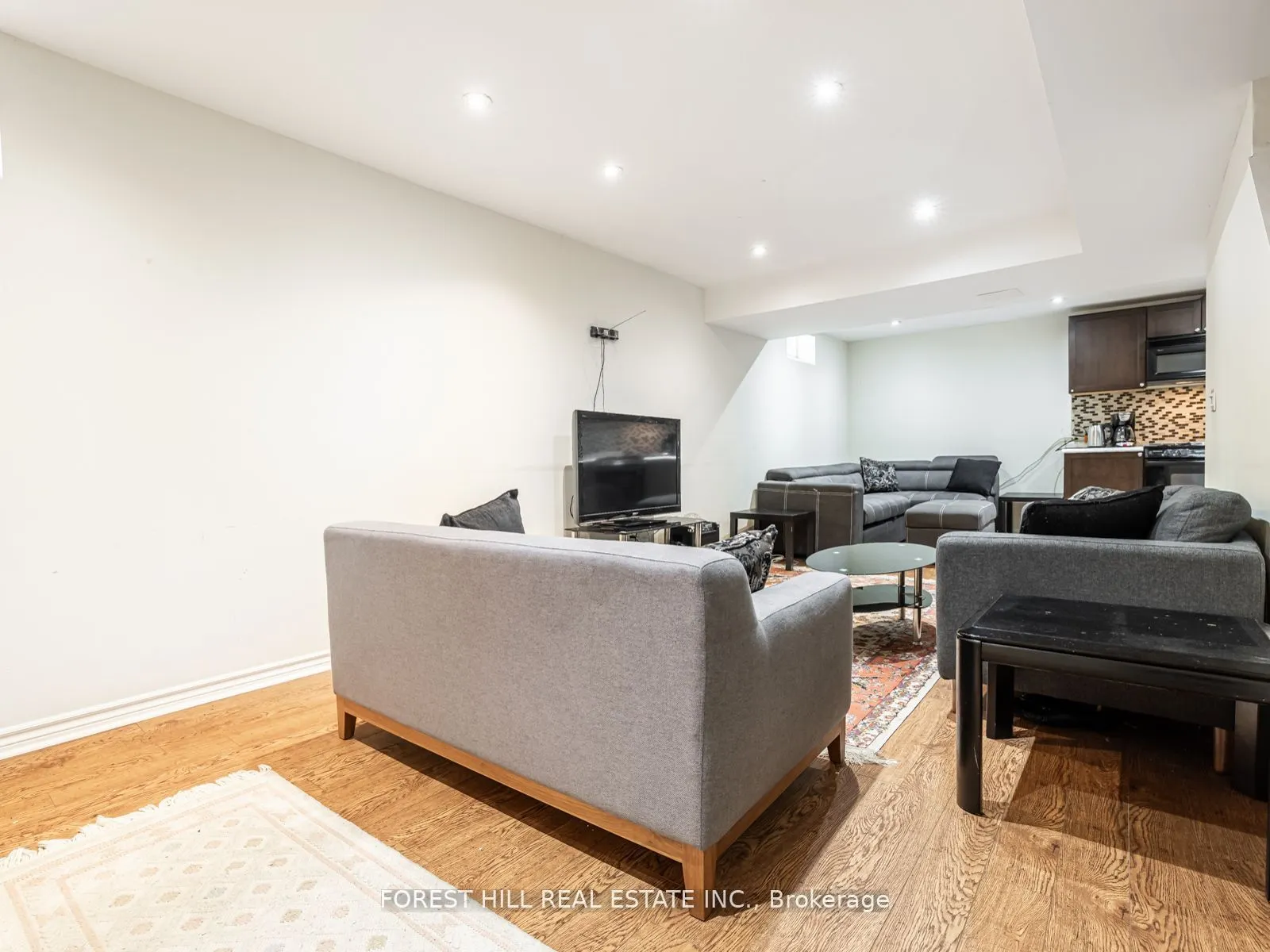 41 Cedar Springs Drive