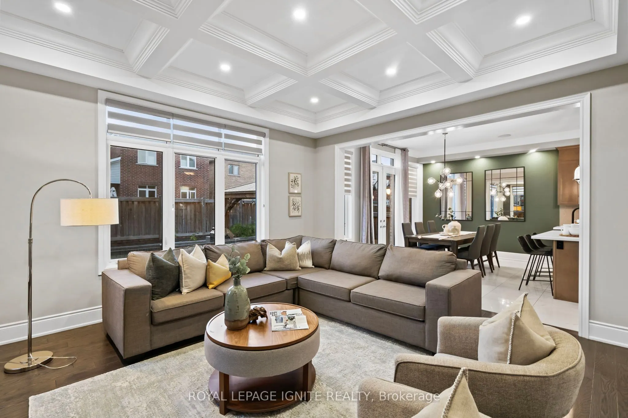 32 Lewis Avenue