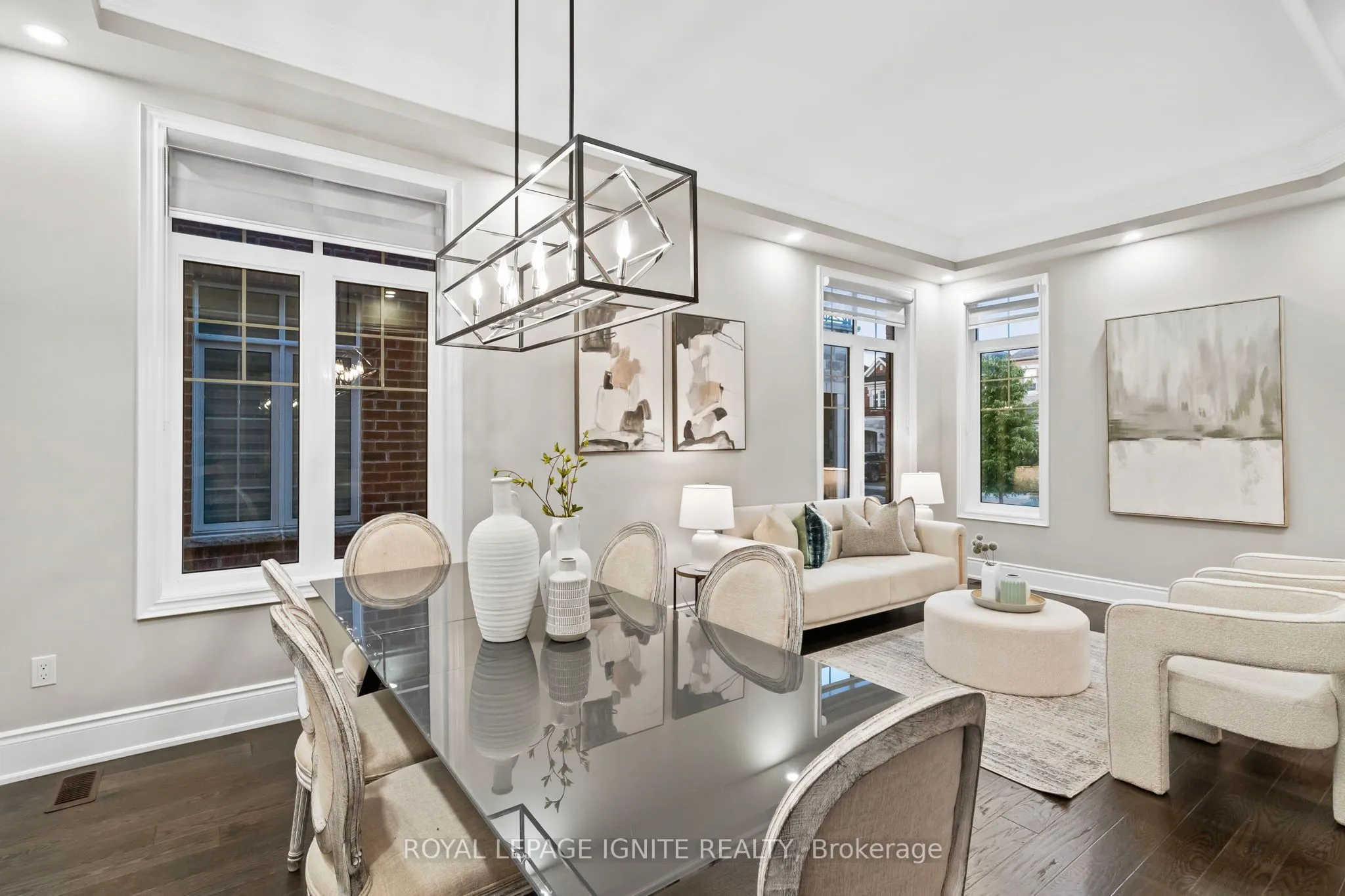 32 Lewis Avenue