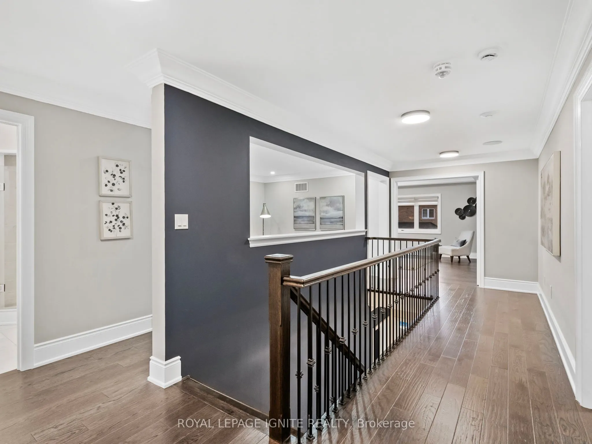 32 Lewis Avenue