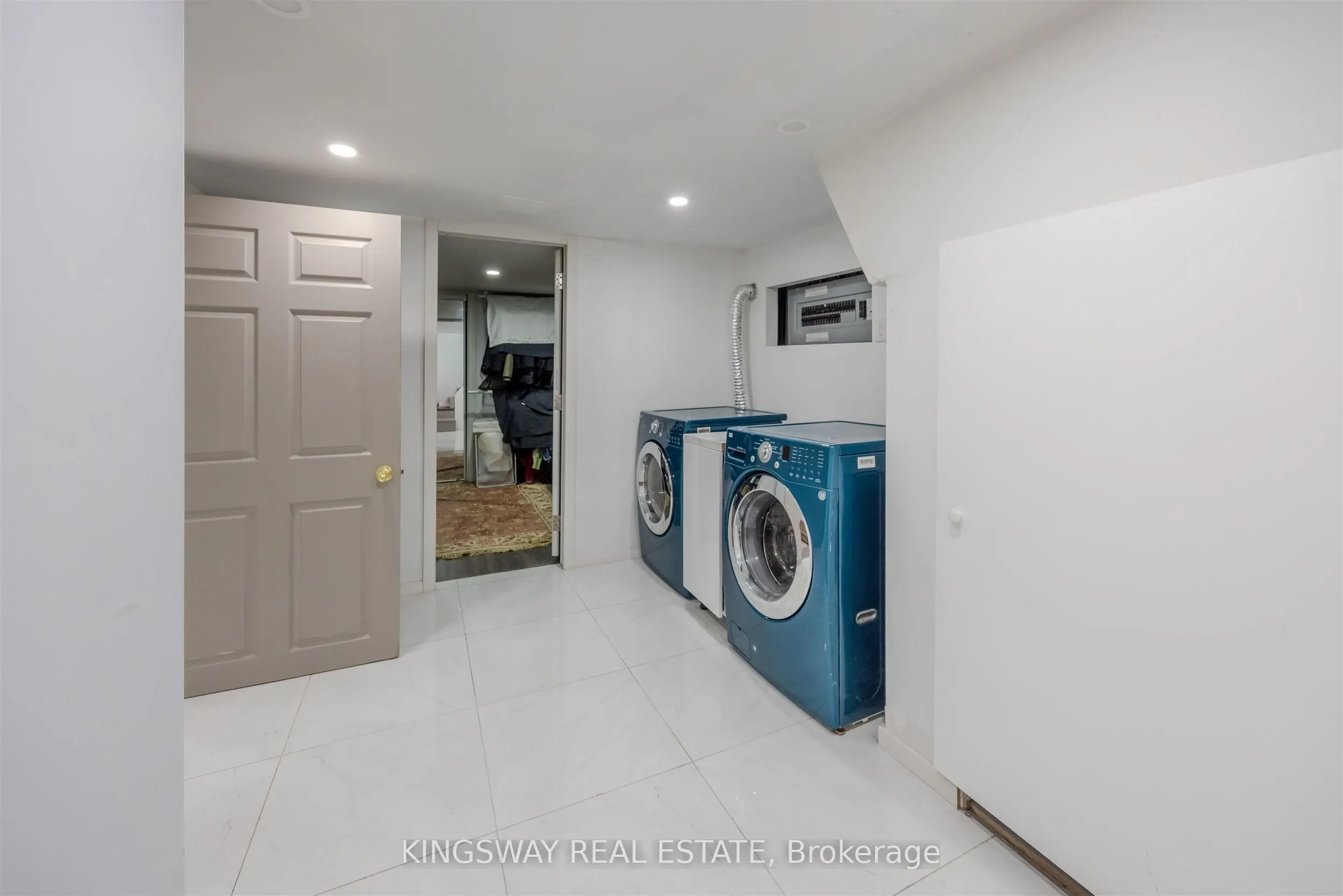 25 Bailey Crescent