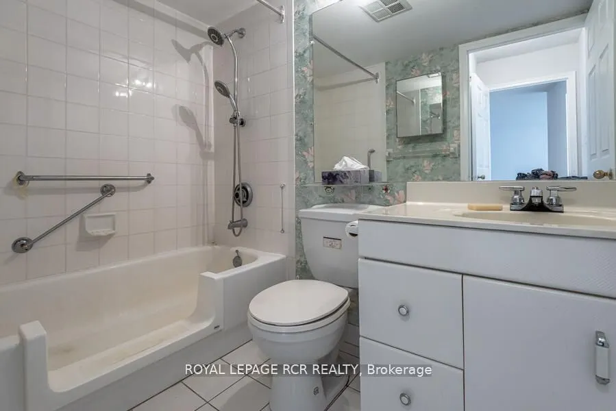 270 Davis Drive, #901