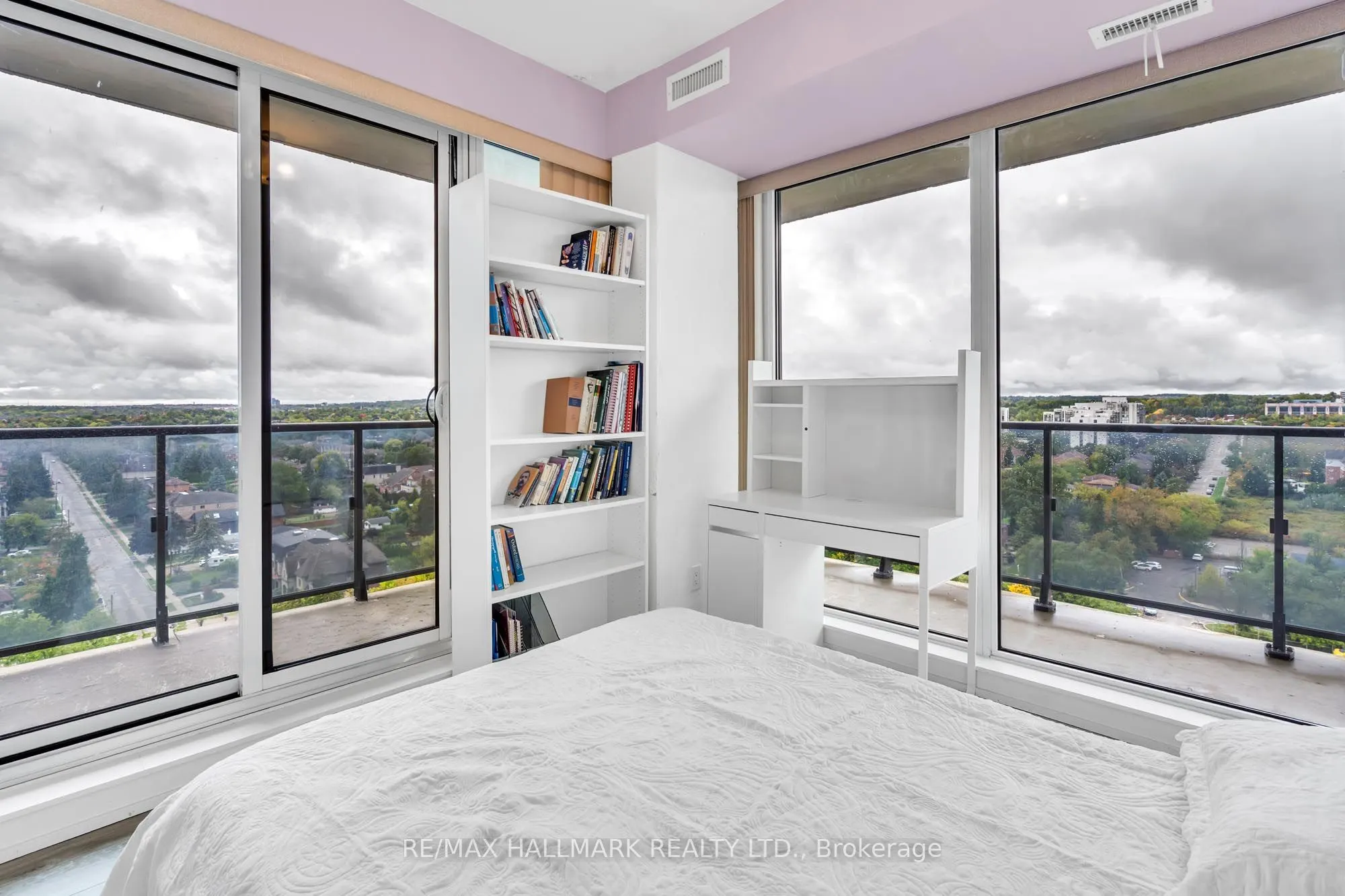 9608 Yonge Street, #1609A