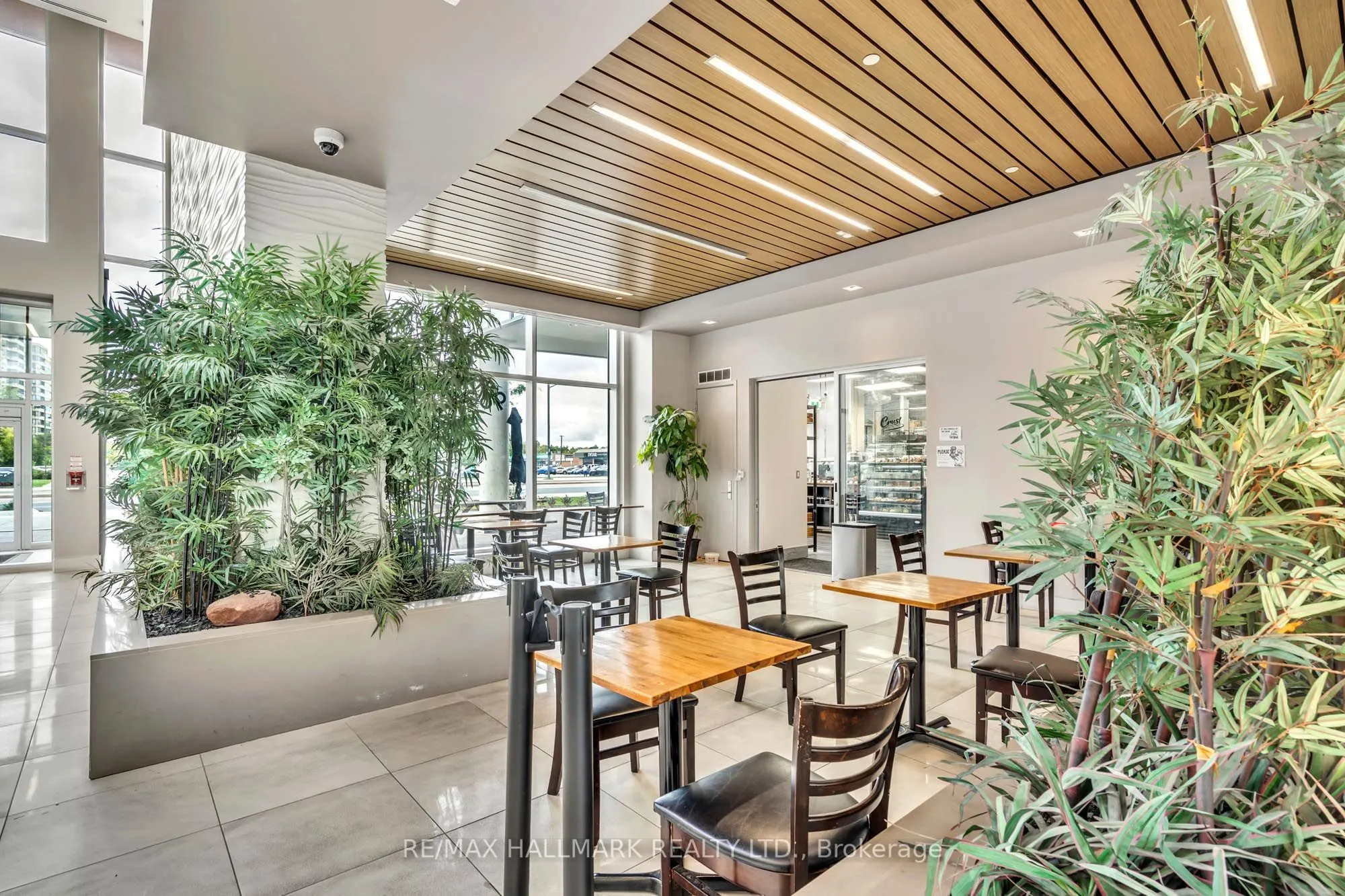 9608 Yonge Street, #1609A