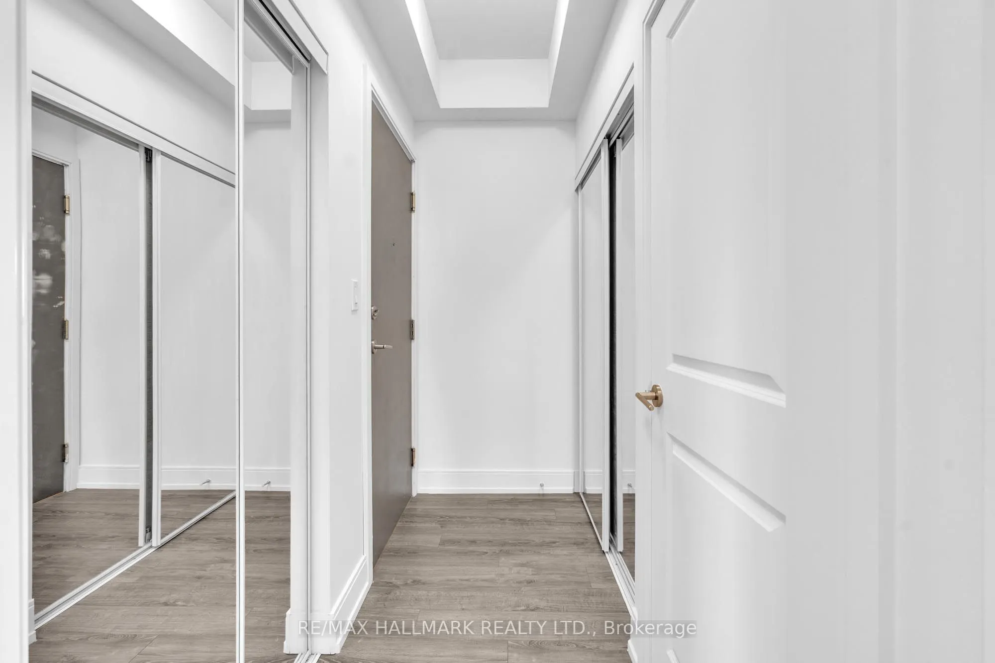 9608 Yonge Street, #1609A