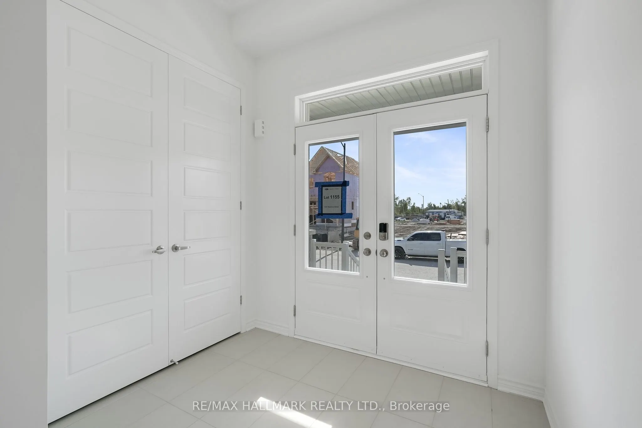 634 Newlove Street