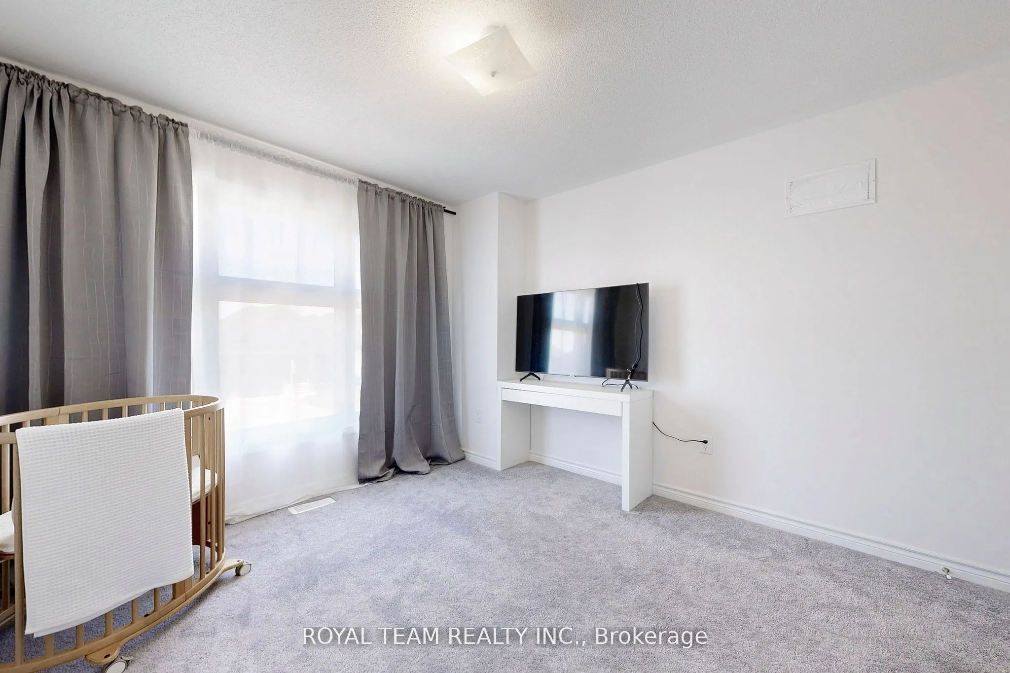 46 Ainslie Hill Crescent