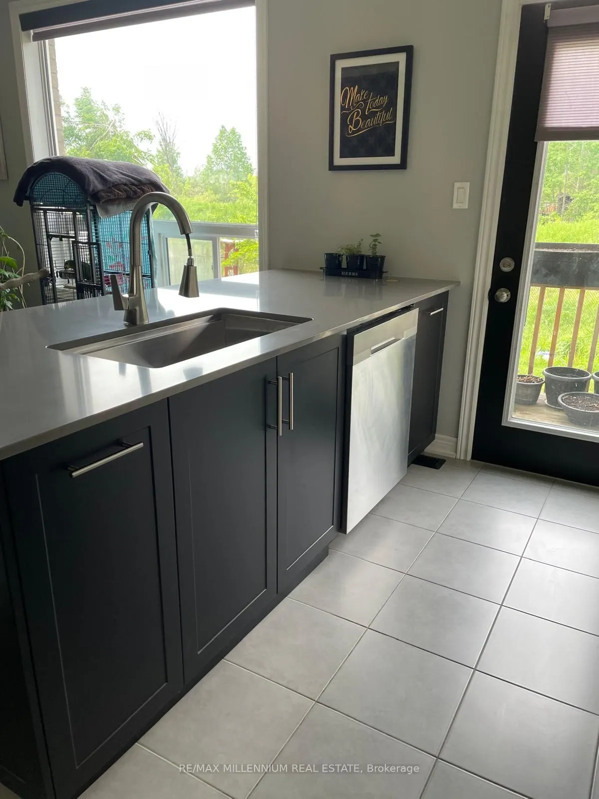 82 Lampkin Street W, #89/BARNETT