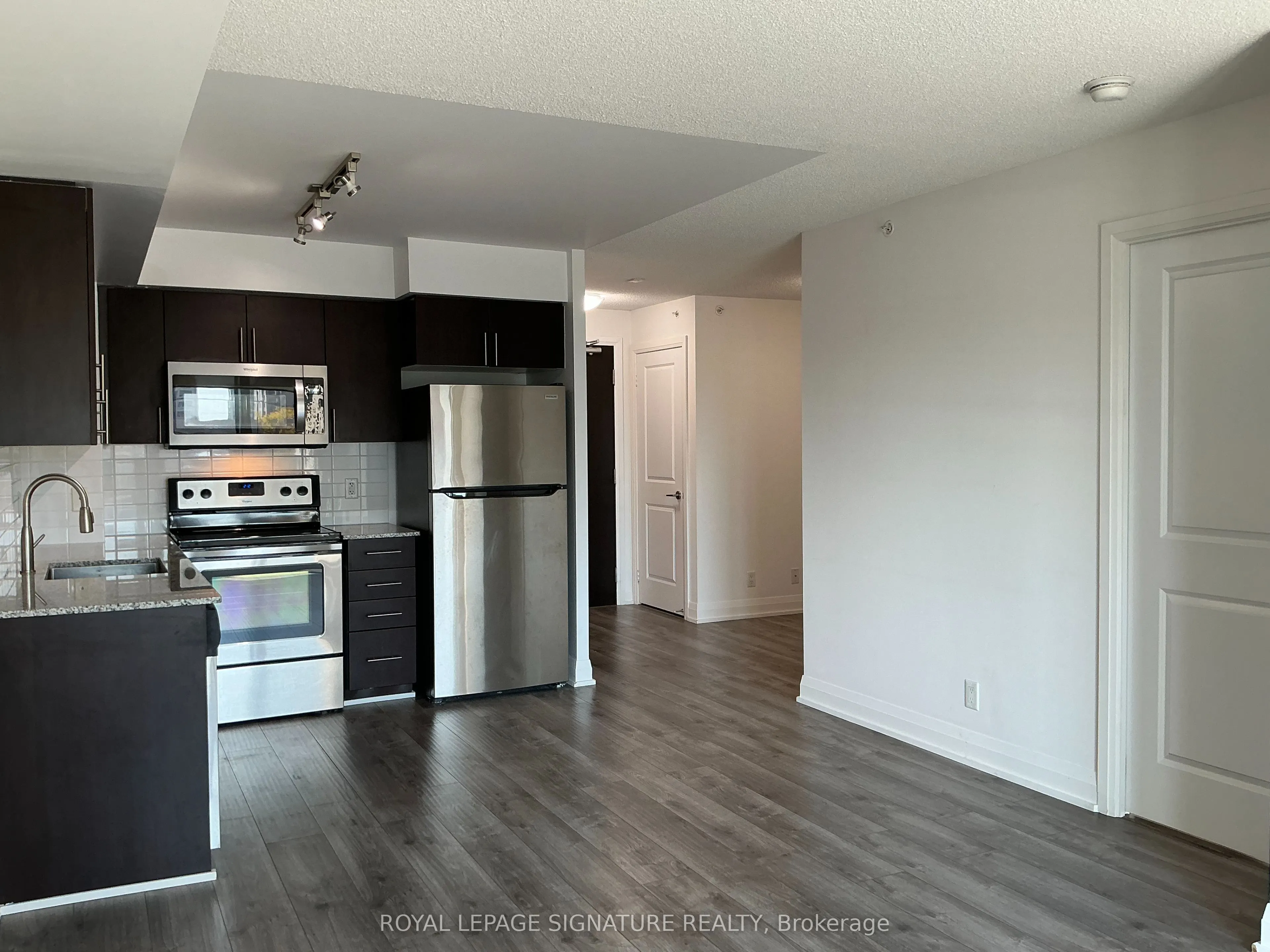 372 Hwy 7 E, #306